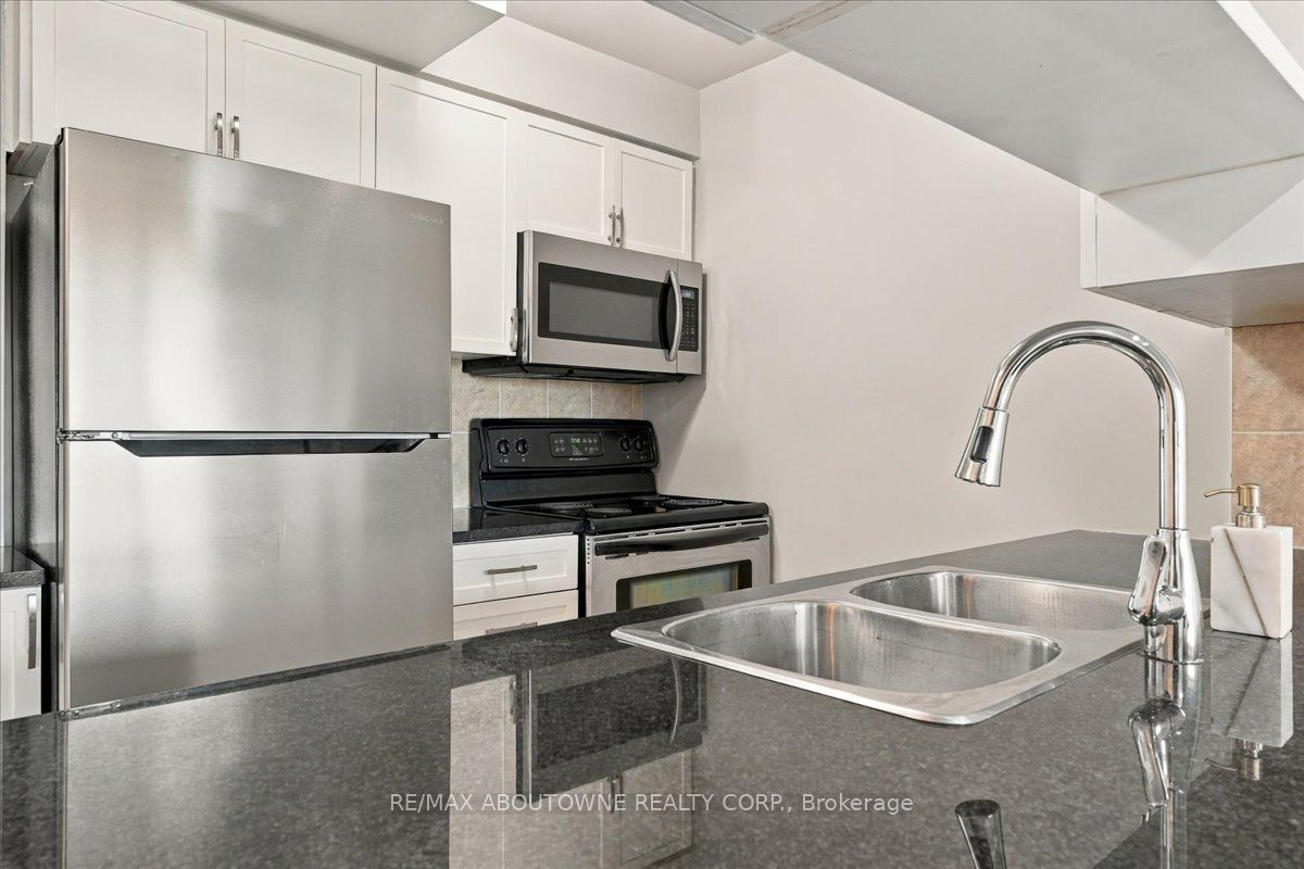 2391 Central Park Drive 807 Property Photo 9