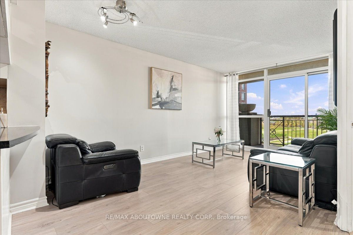 2391 Central Park Drive 807 Property Photo 15