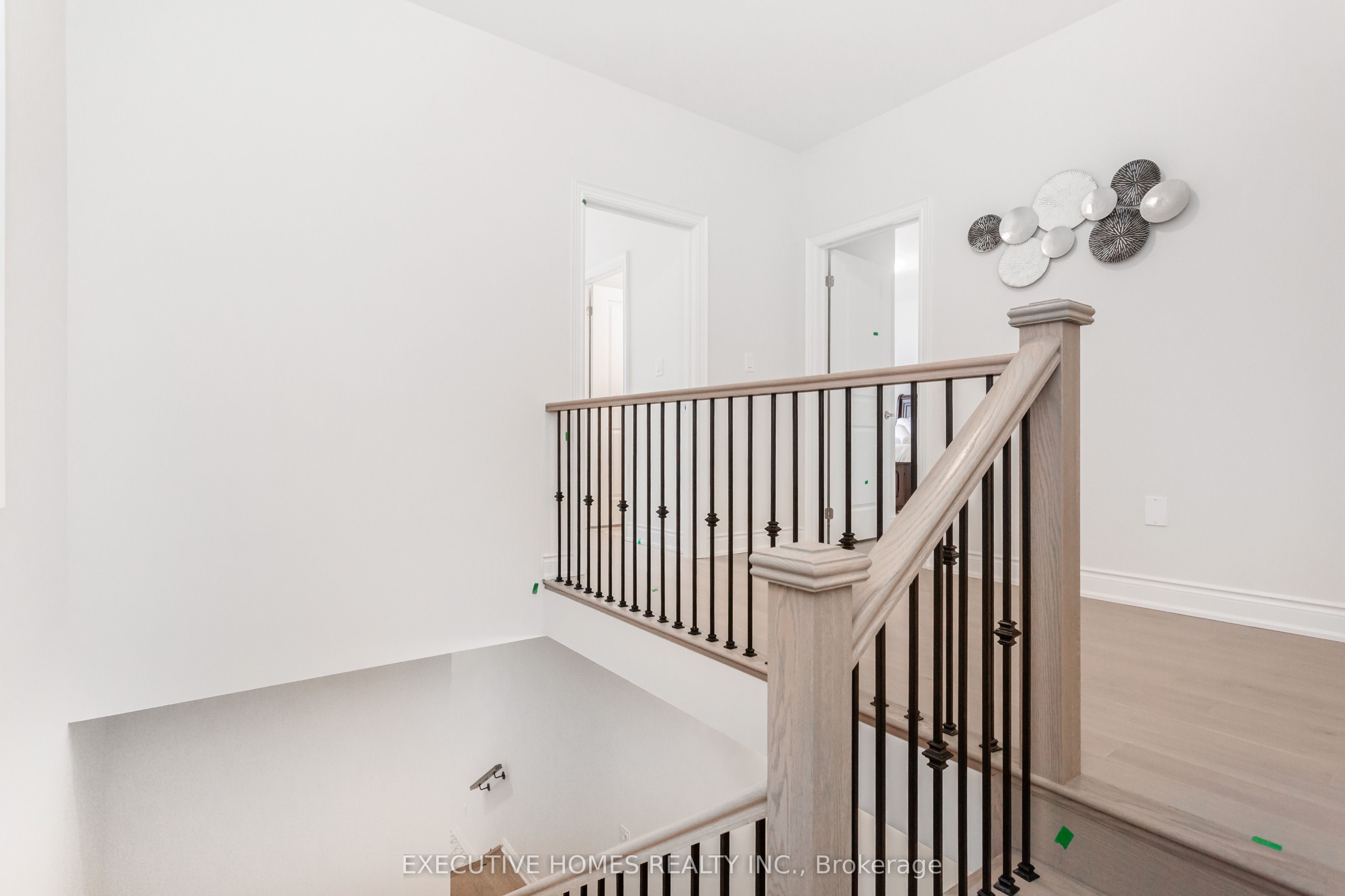 1371 Peony Path Property Photo 24