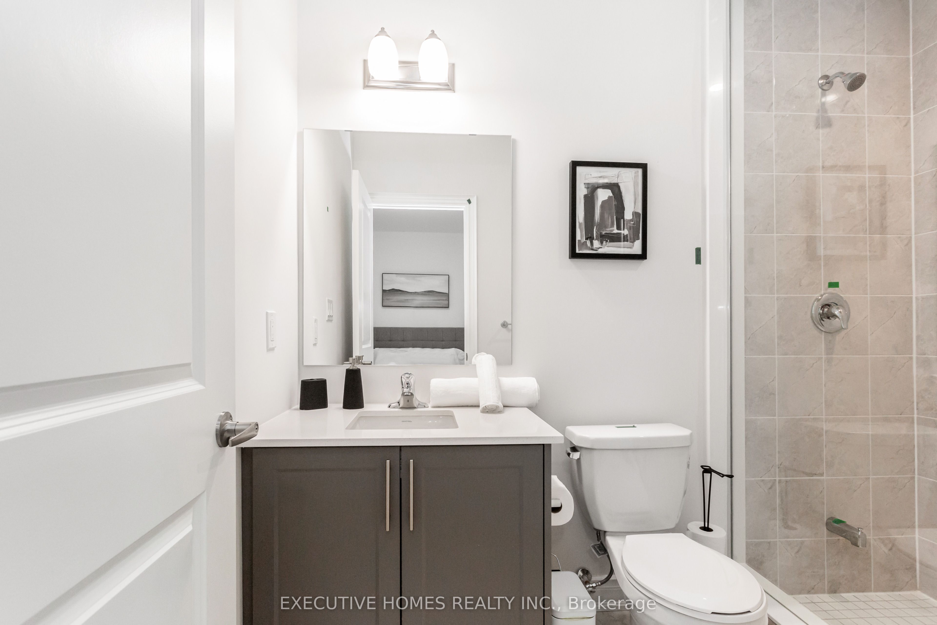 1371 Peony Path Property Photo 32