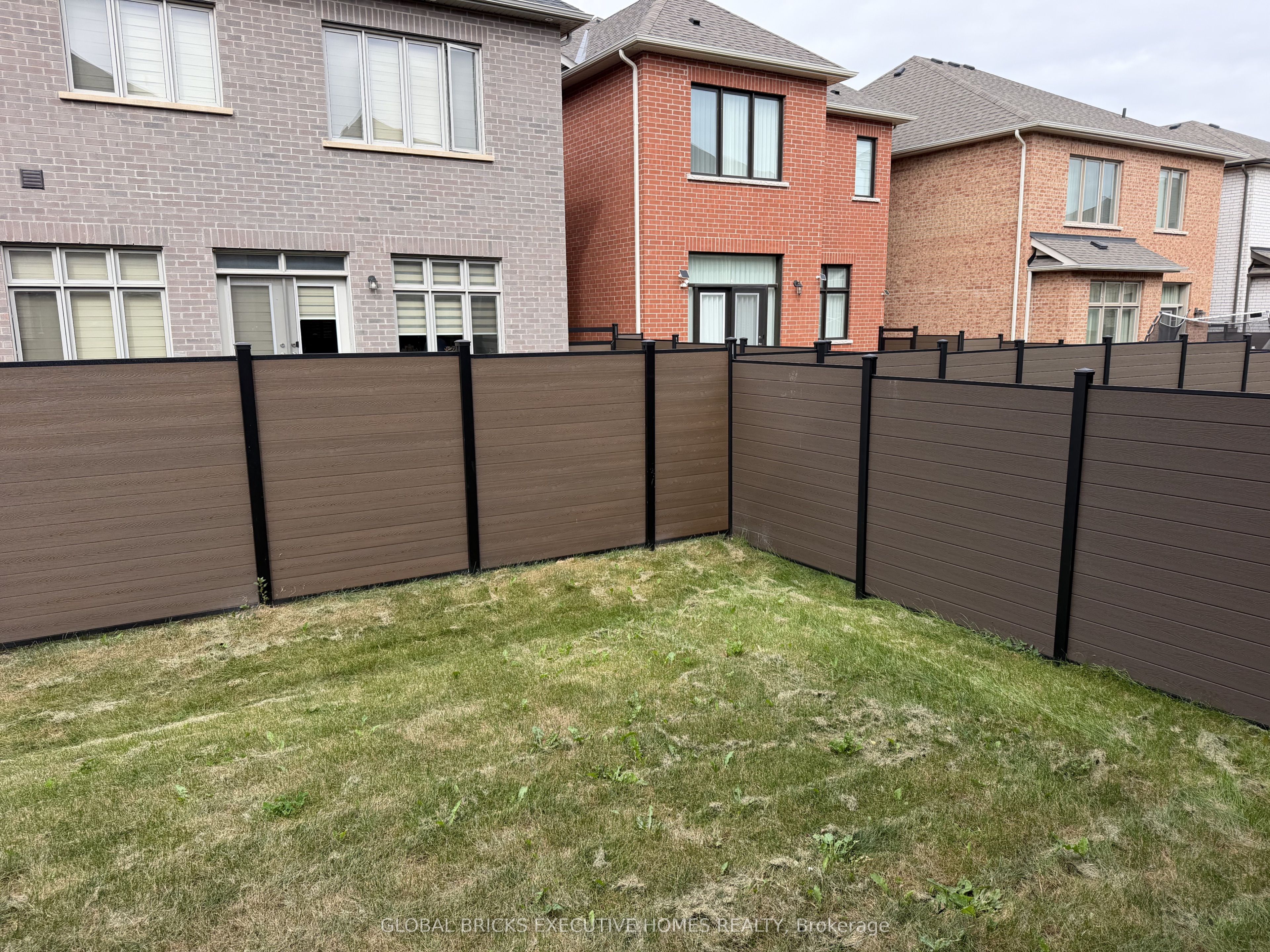 1371 Peony Path Property Photo 46
