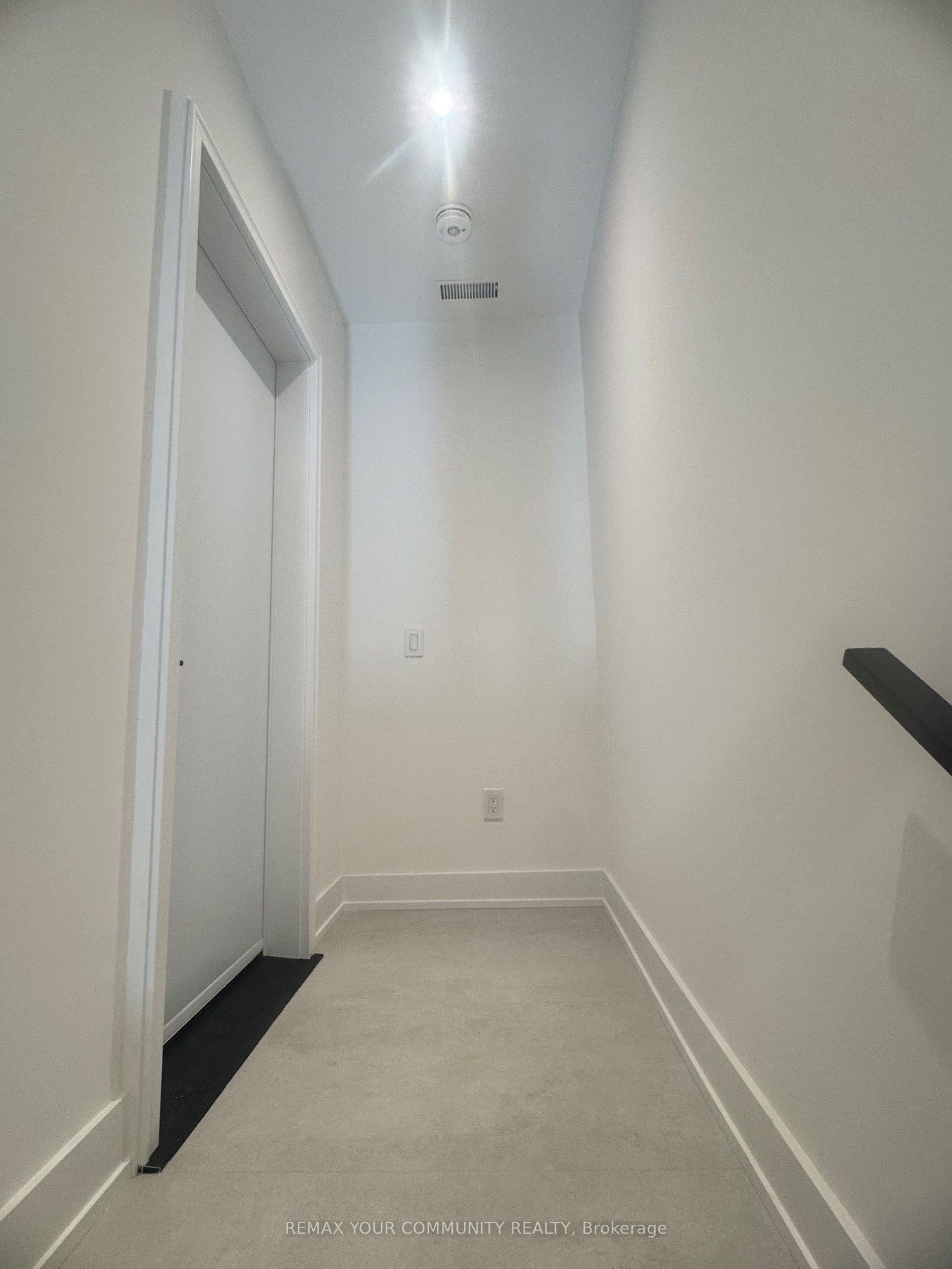 222 Belgravia Avenue 3 Property Photo 1