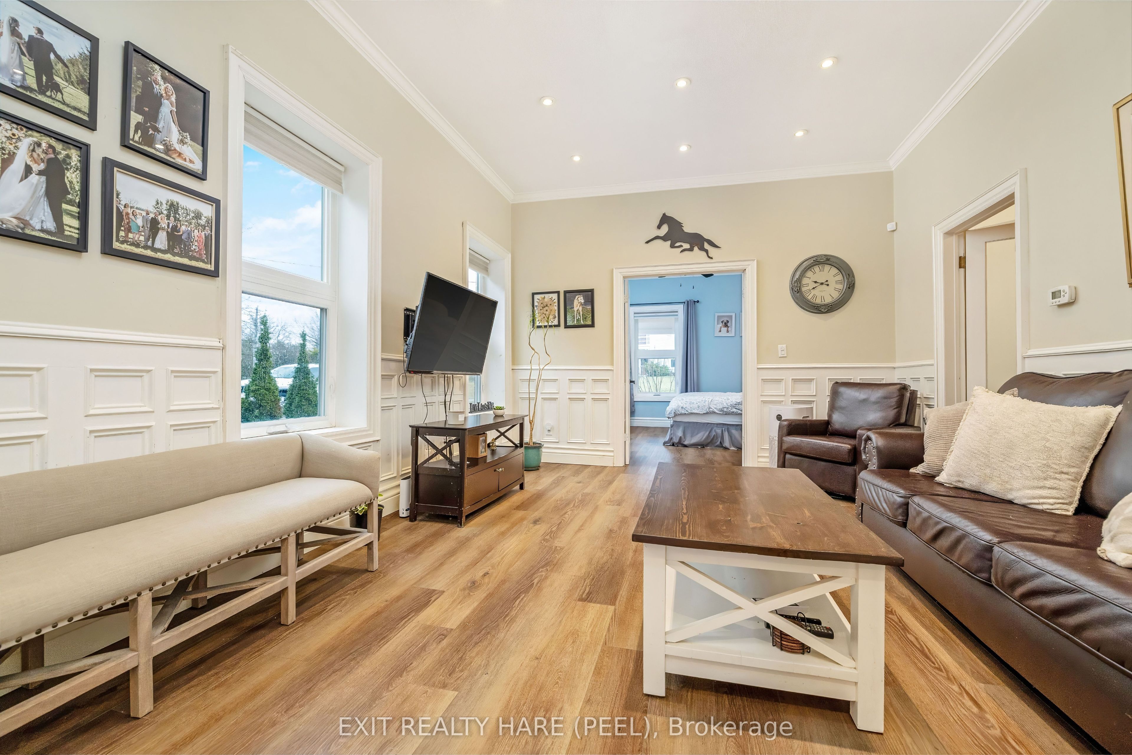 31 Brock Street Property Photo 13