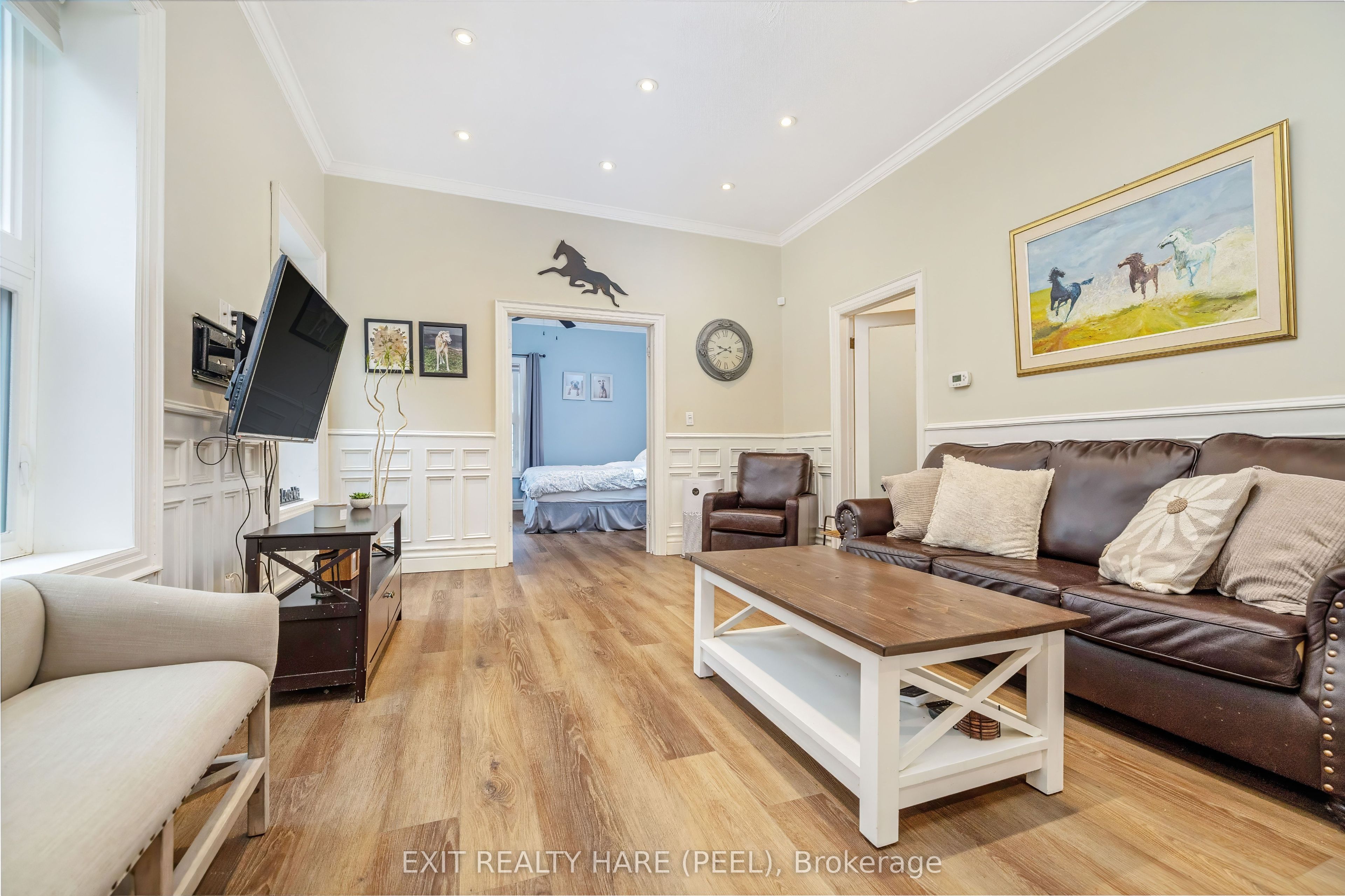 31 Brock Street Property Photo 14