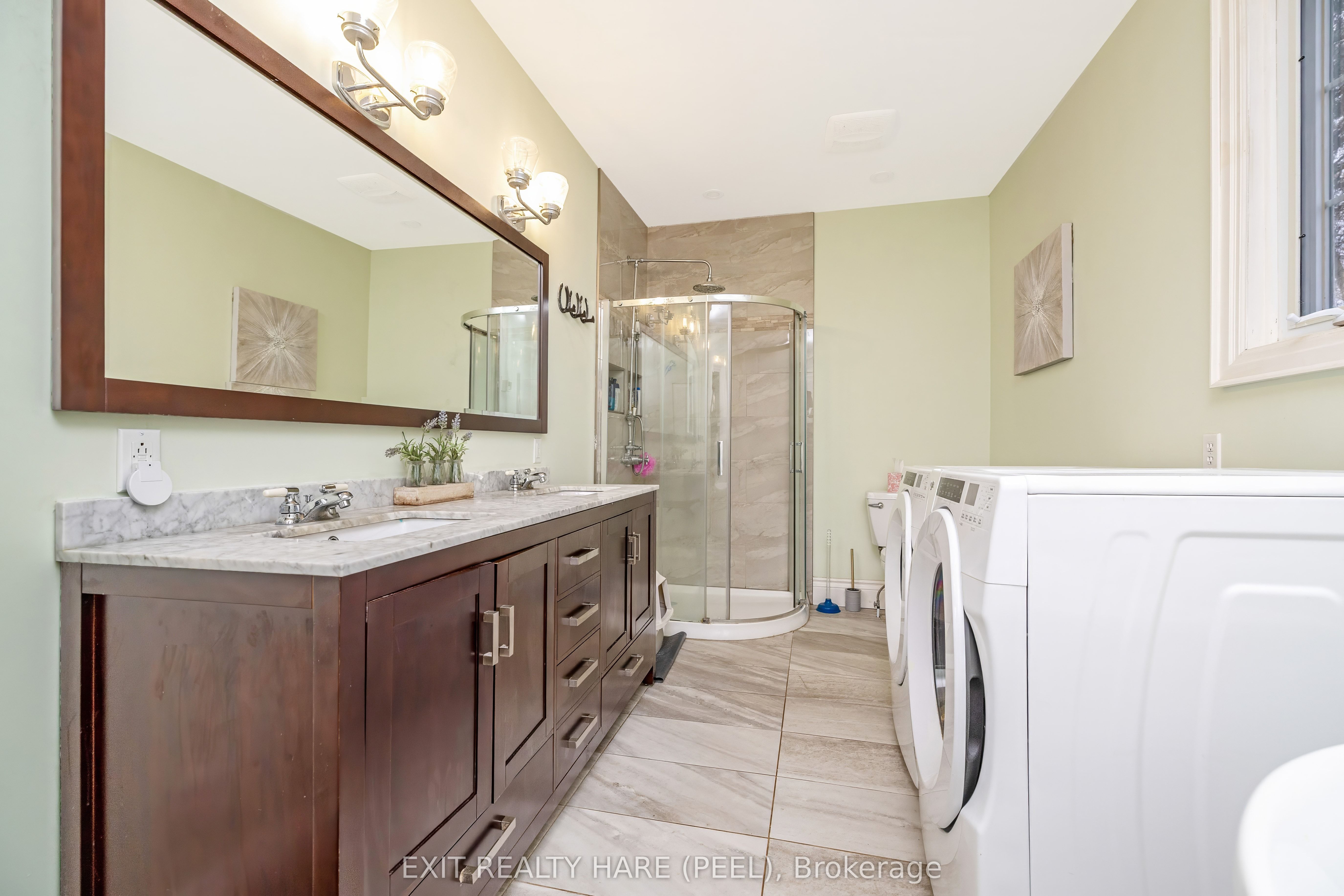 31 Brock Street Property Photo 18
