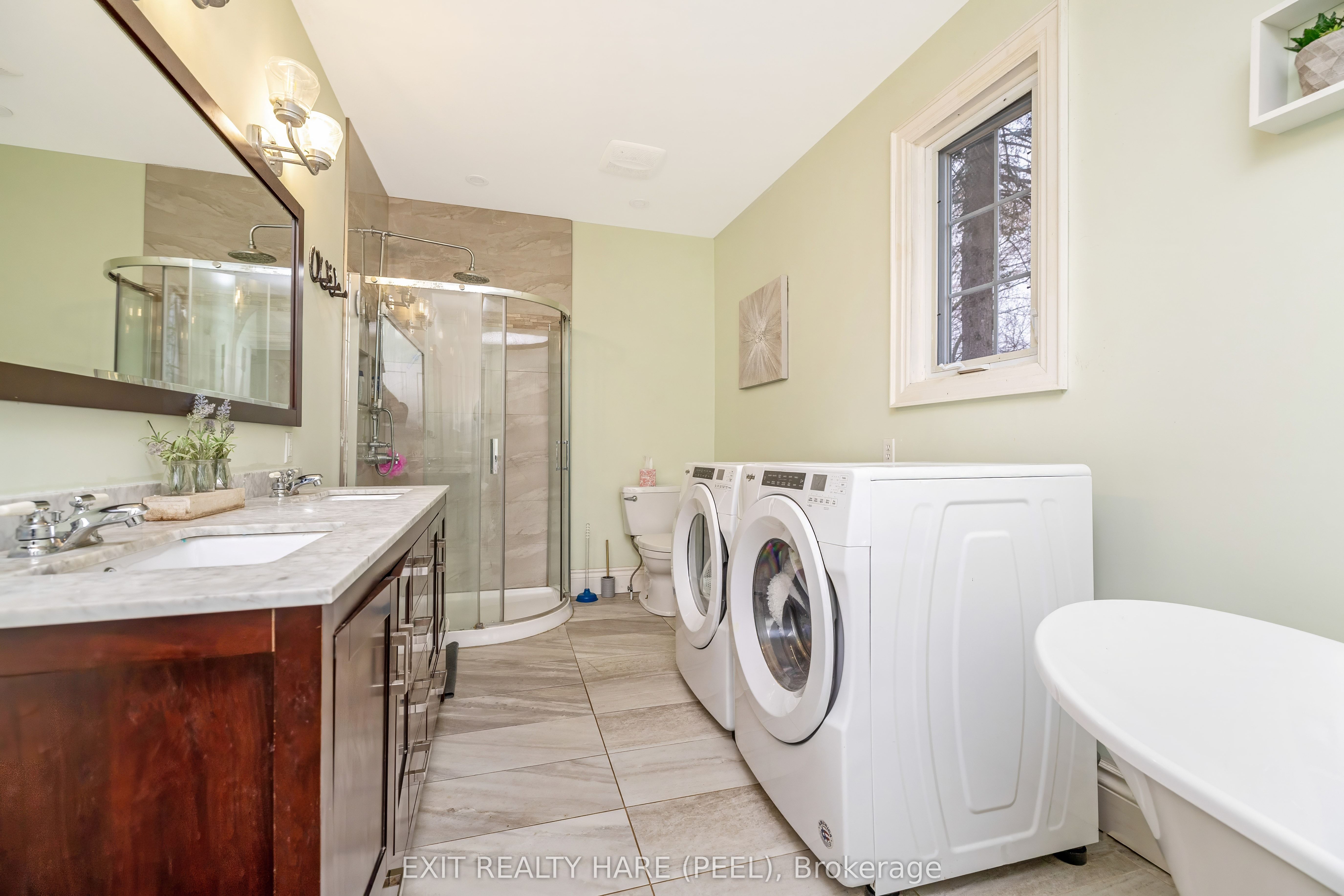 31 Brock Street Property Photo 19