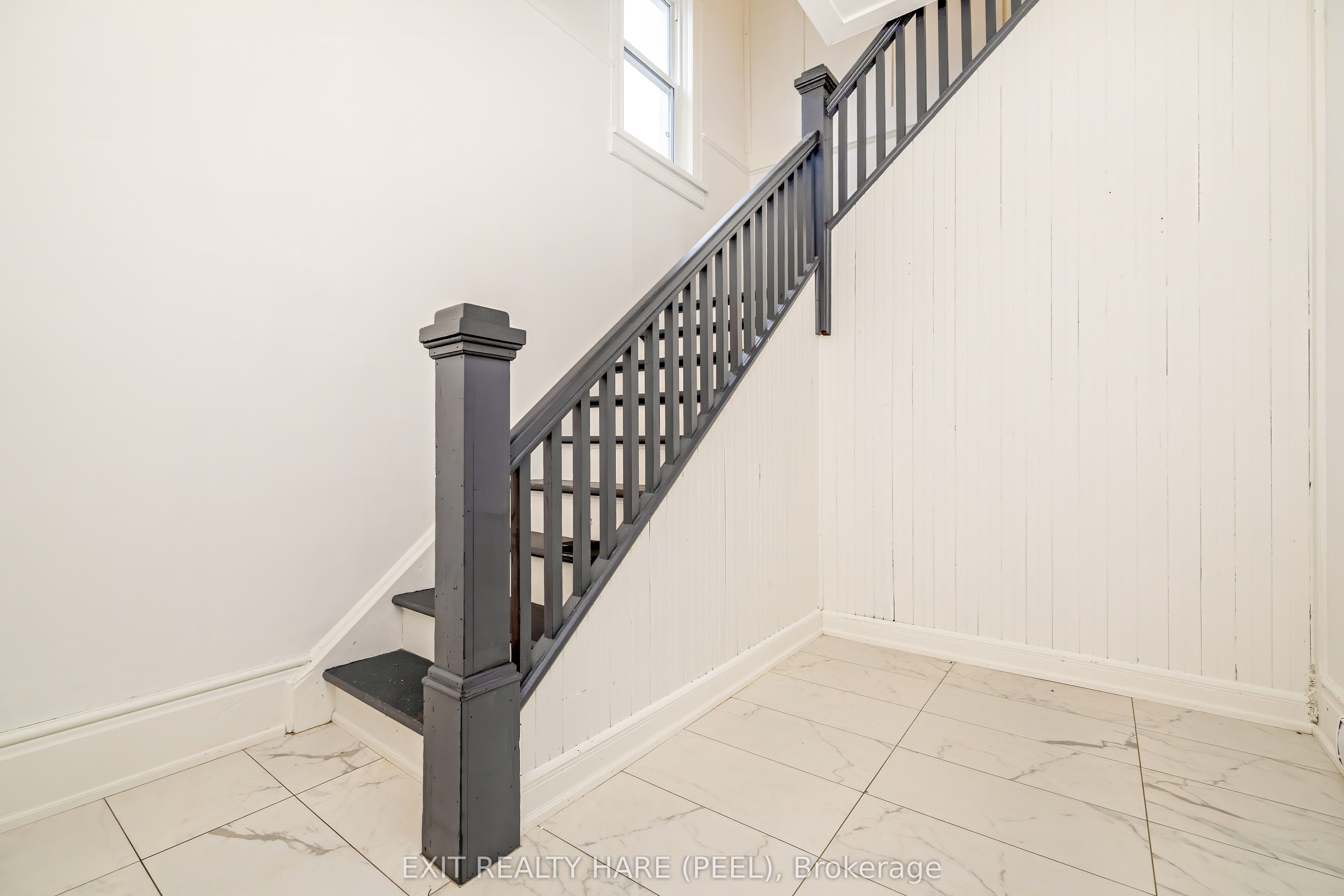 31 Brock Street Property Photo 30