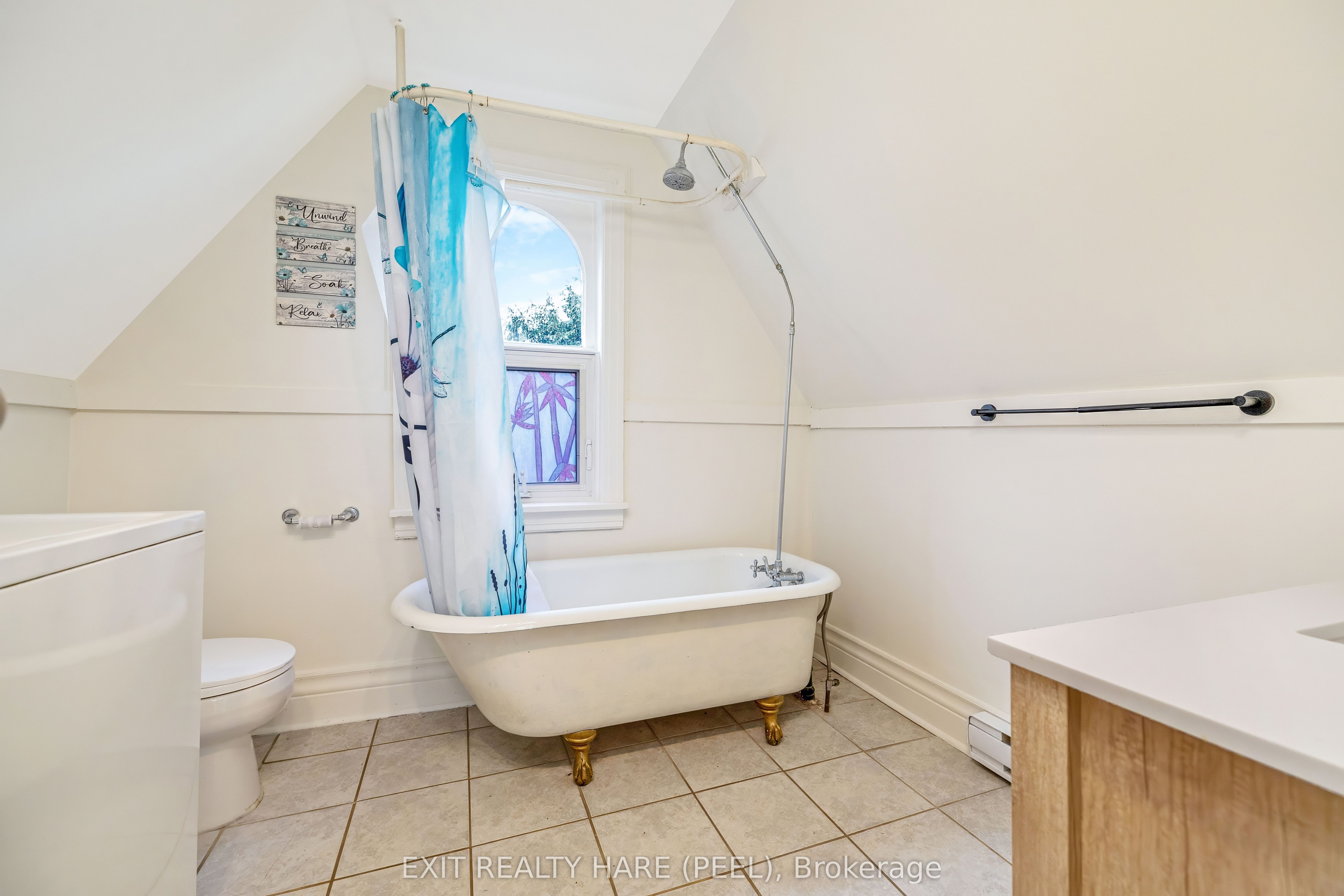 31 Brock Street Property Photo 40