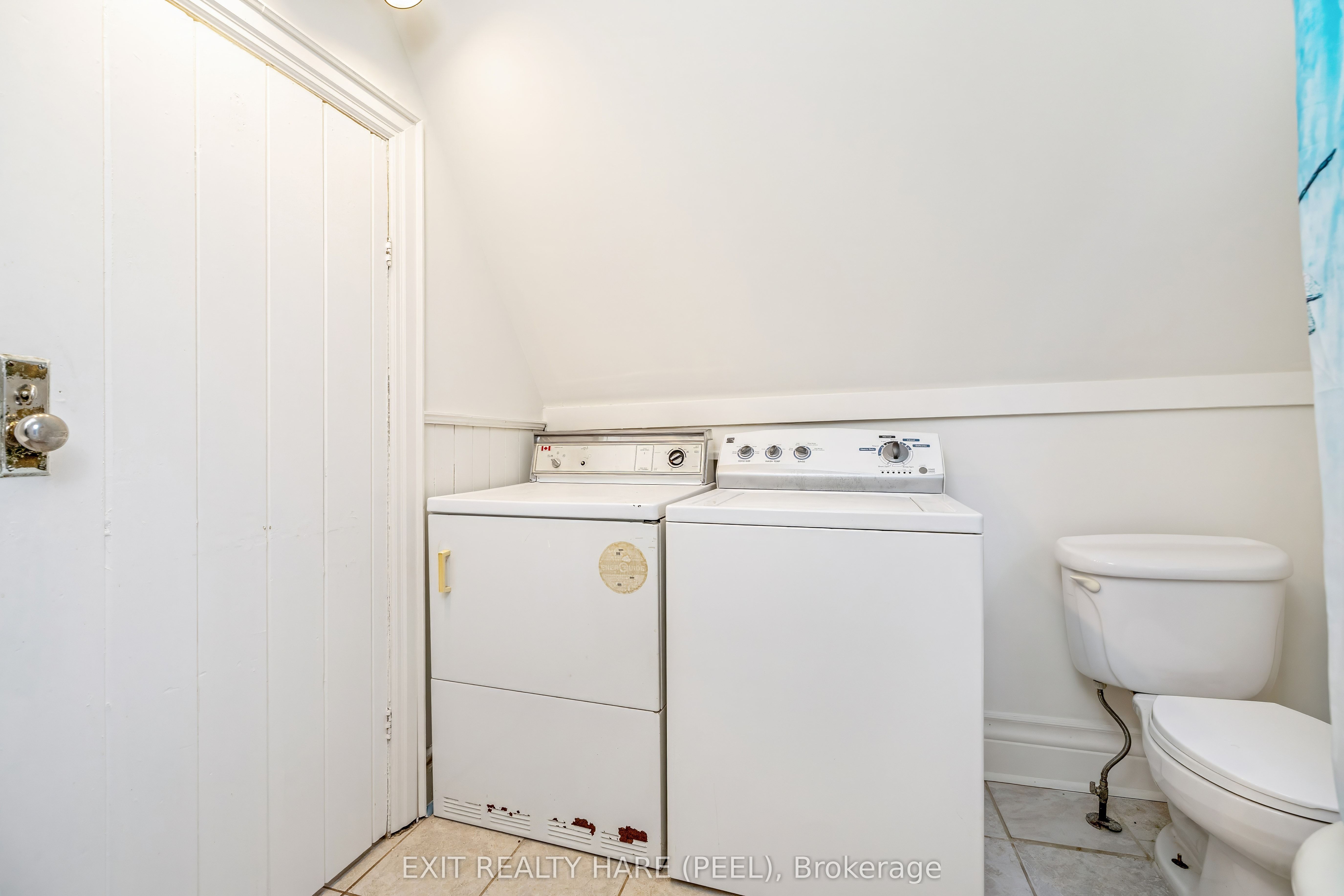 31 Brock Street Property Photo 41