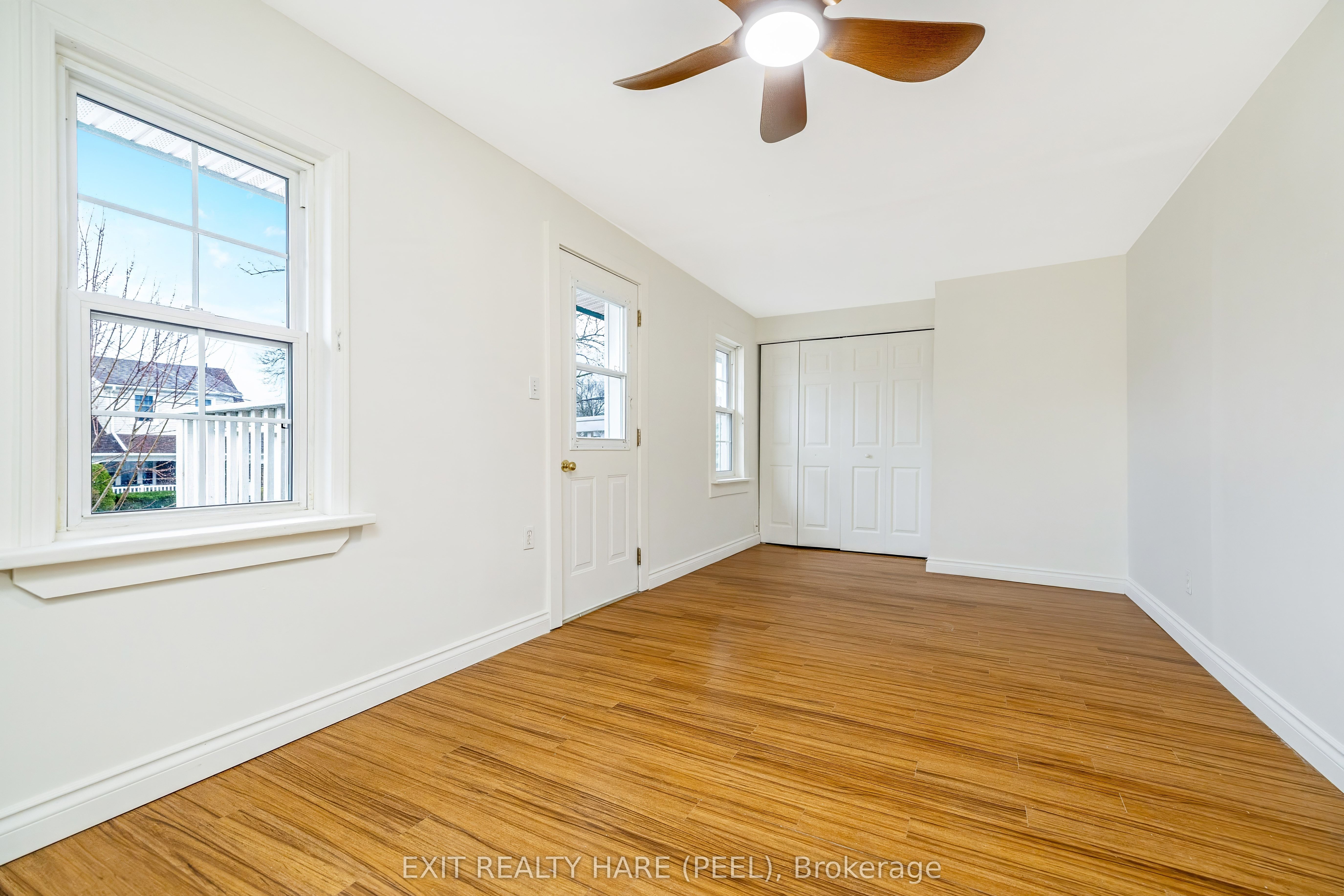 31 Brock Street Property Photo 43