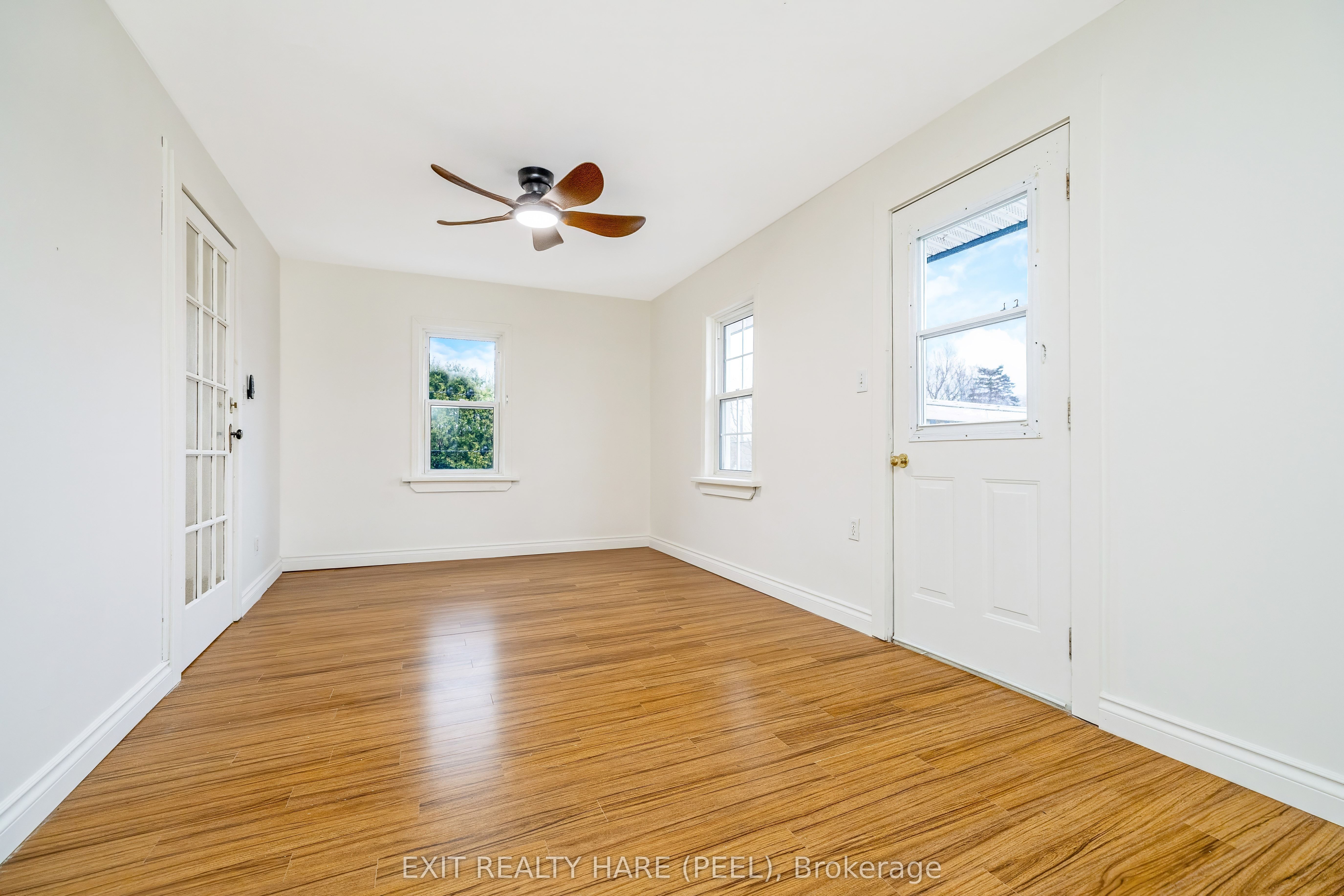 31 Brock Street Property Photo 44