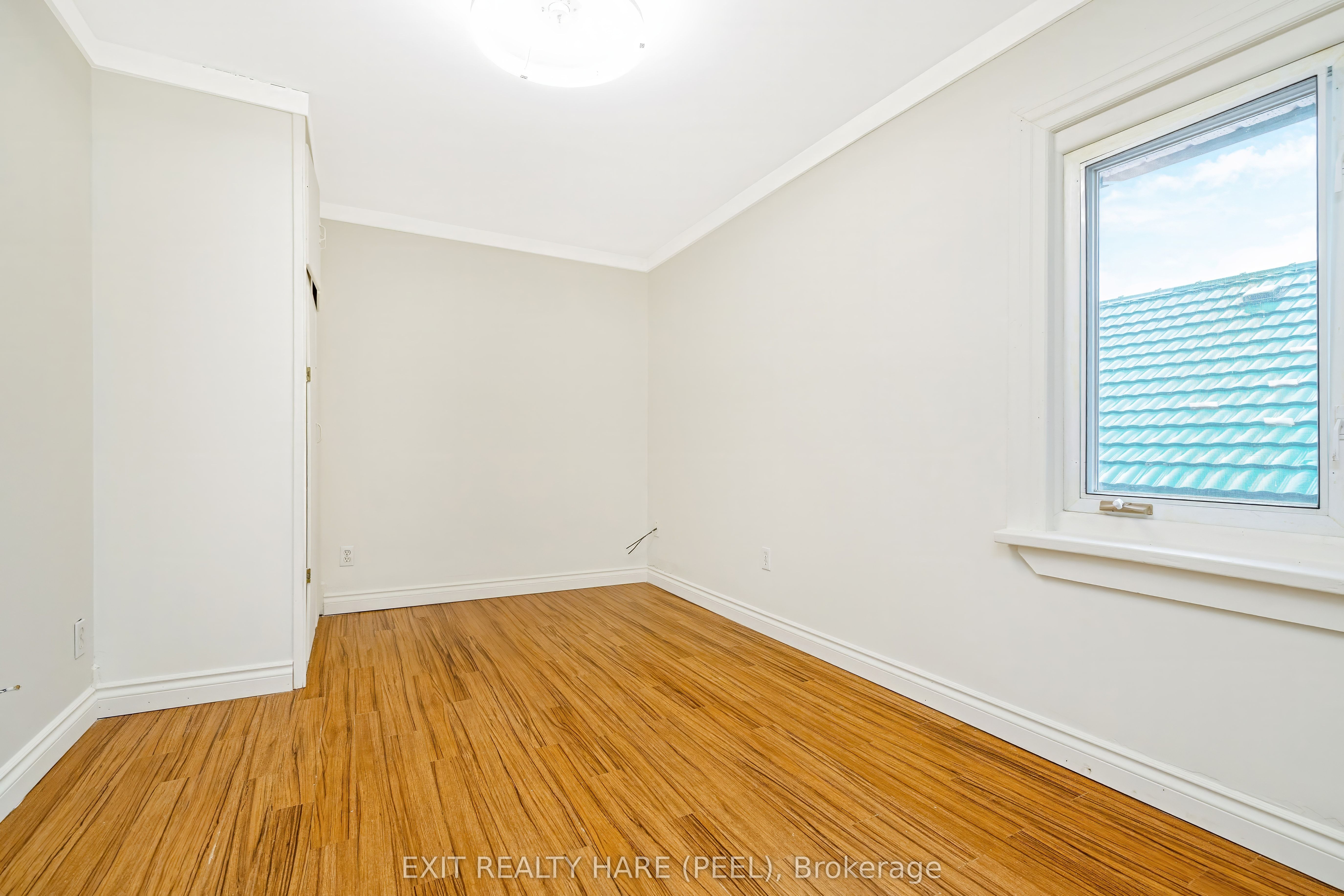 31 Brock Street Property Photo 46