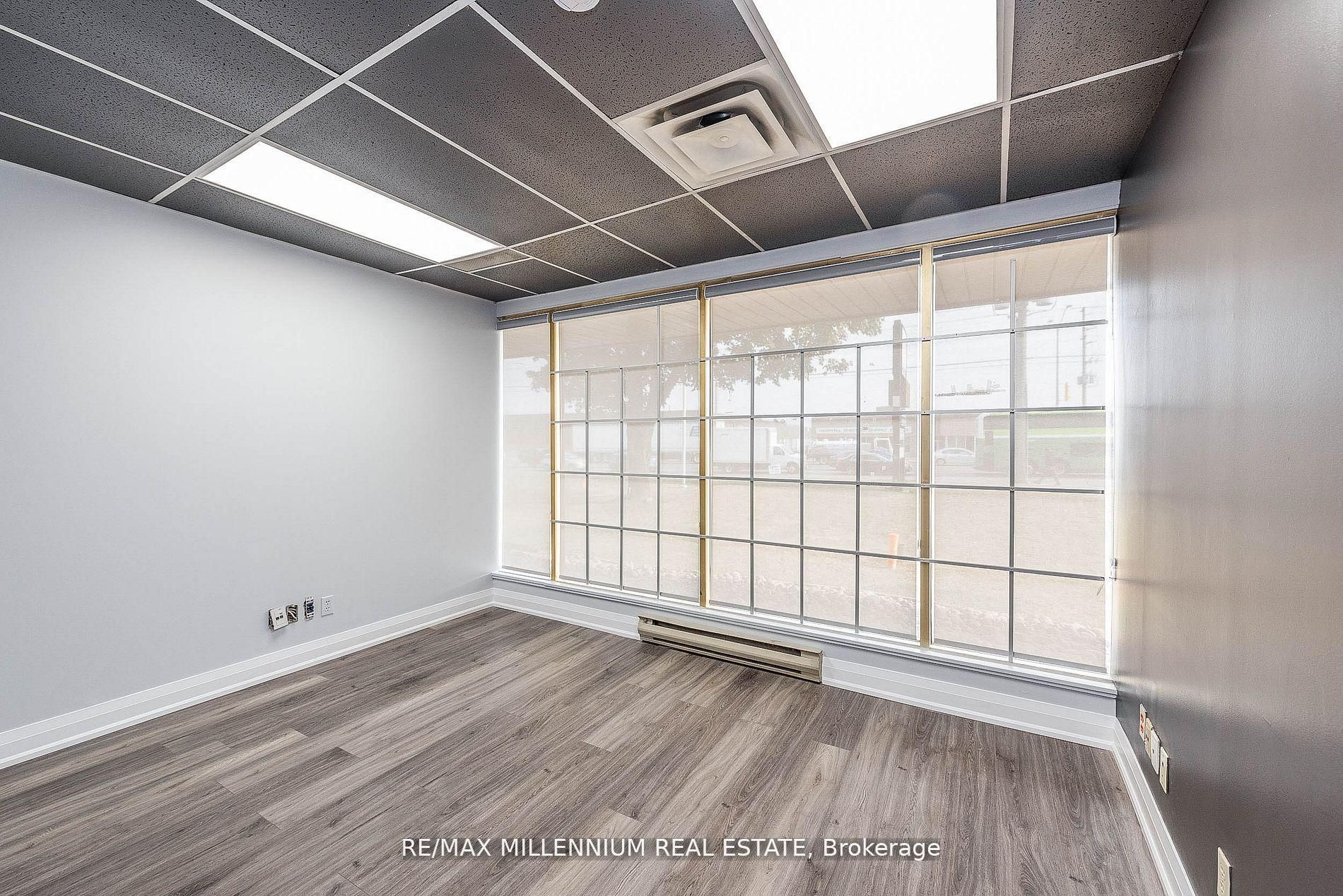 1300 E Steeles Avenue E 107/108 Property Photo 9