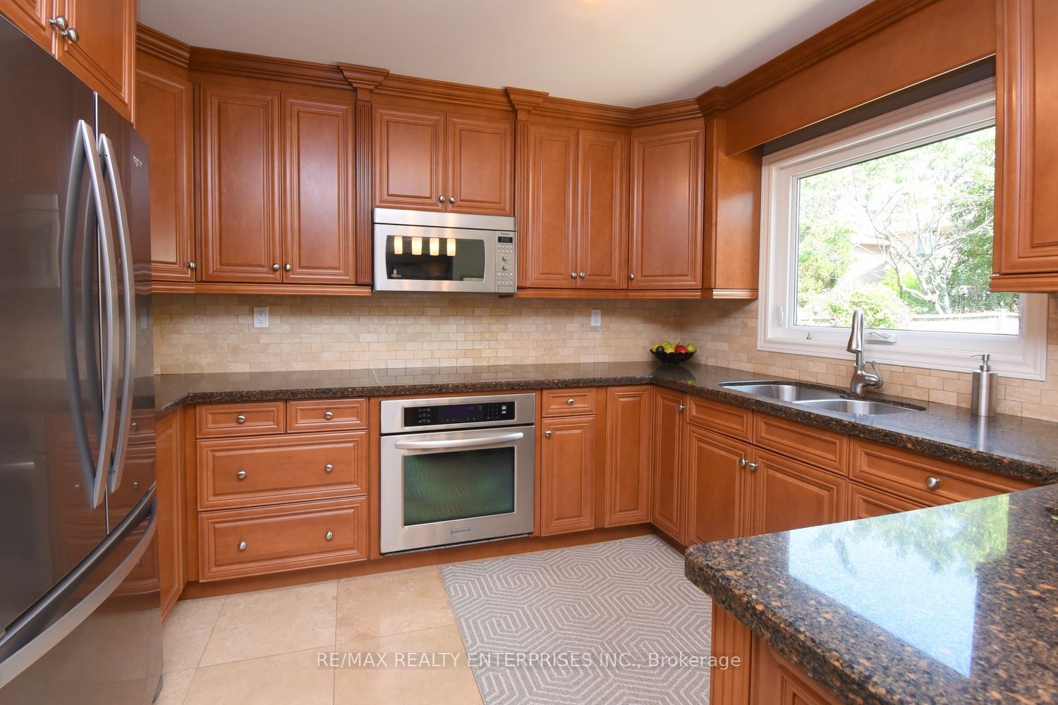 4473 Stonemill Court Property Photo 9