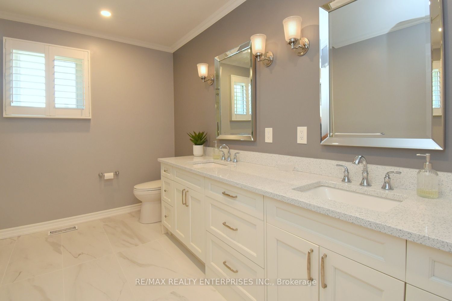 4473 Stonemill Court Property Photo 24