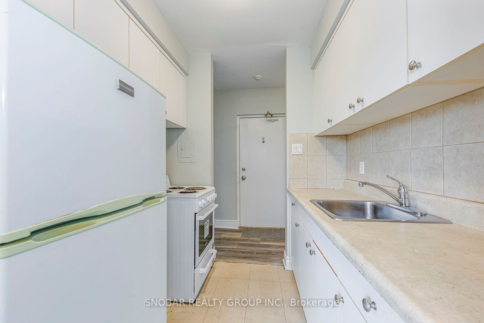17 Station Road #11 Property Photo 5