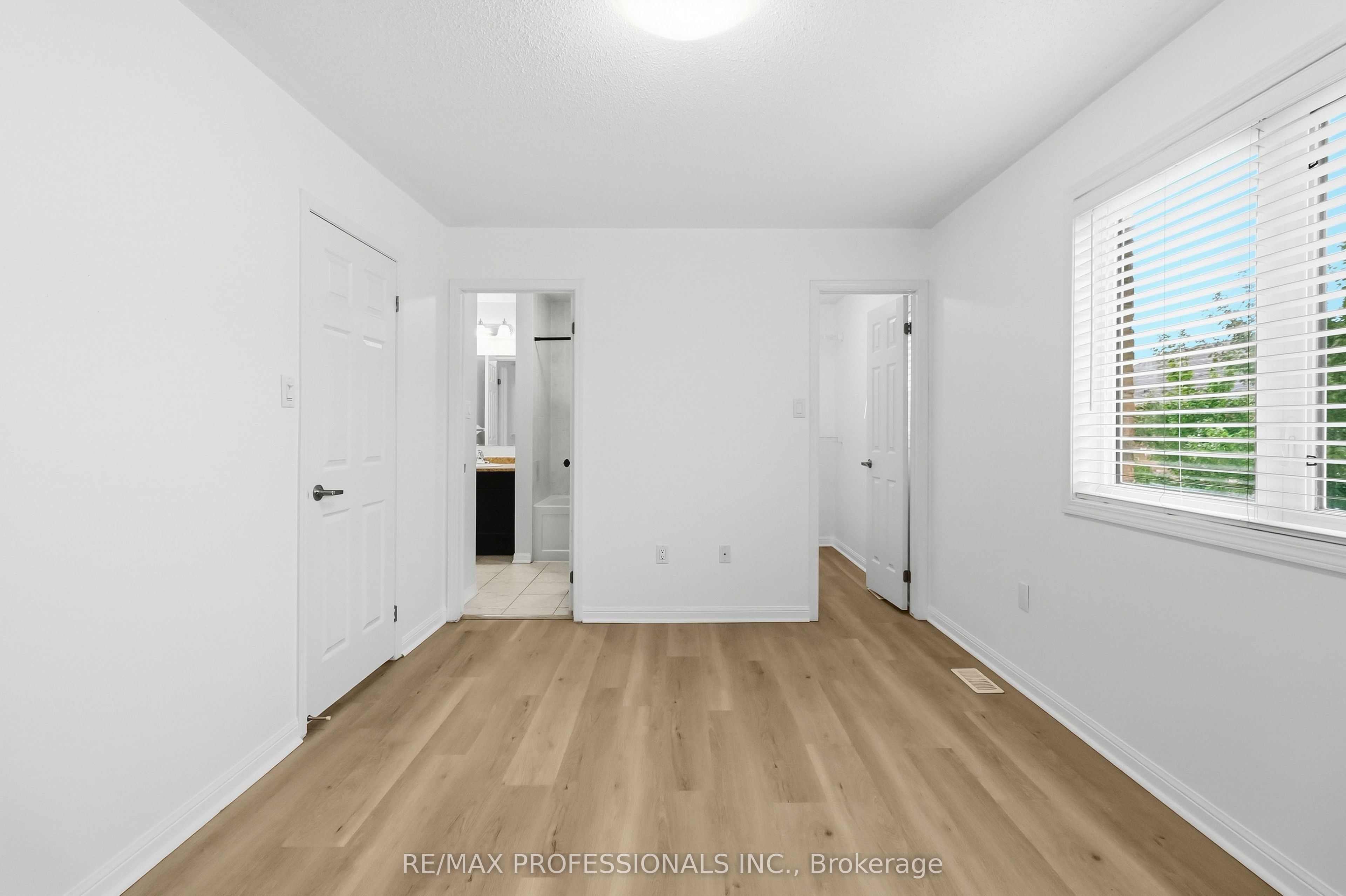 587 Cargill Path Property Photo 13