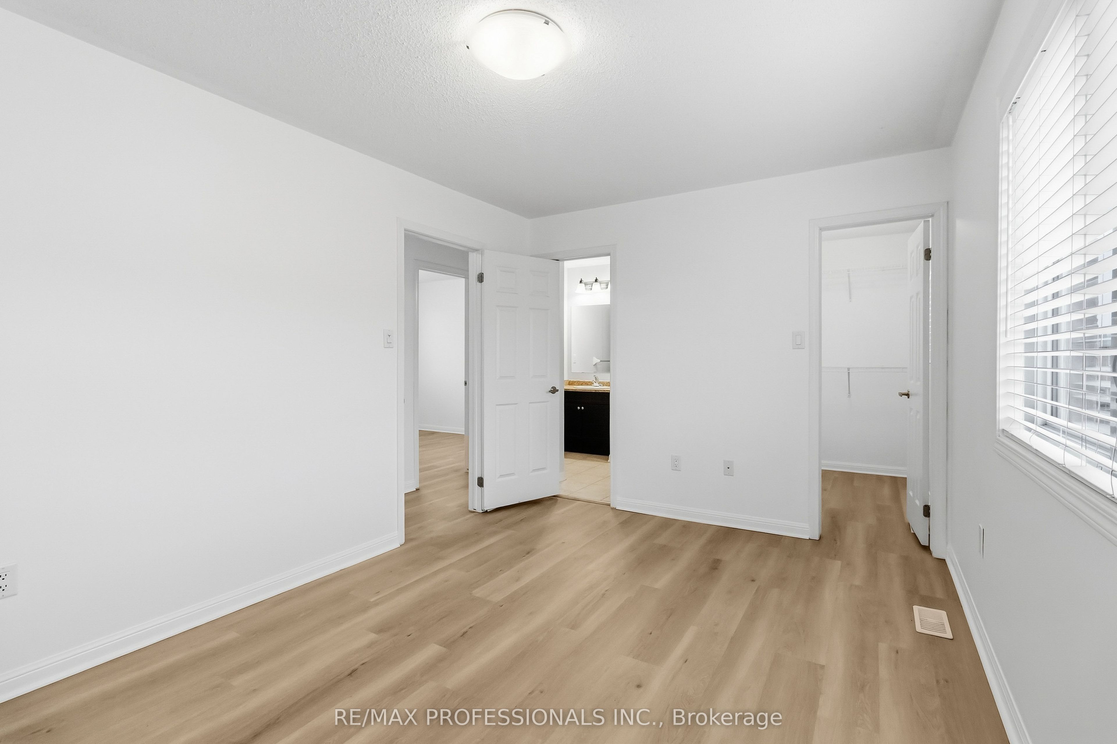 587 Cargill Path Property Photo 14