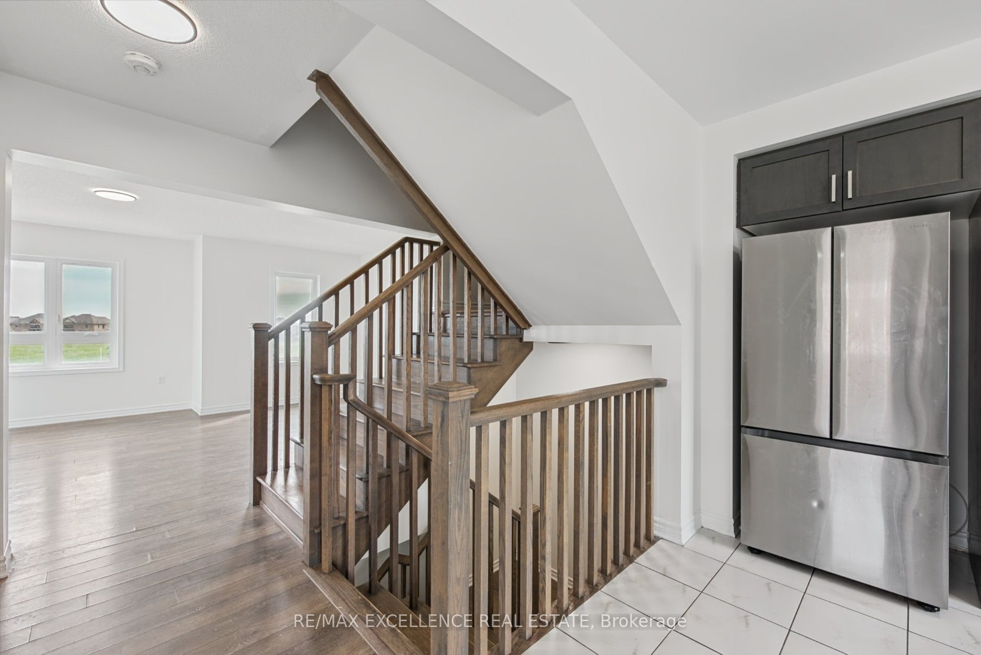 454 Remembrance Road Property Photo 7