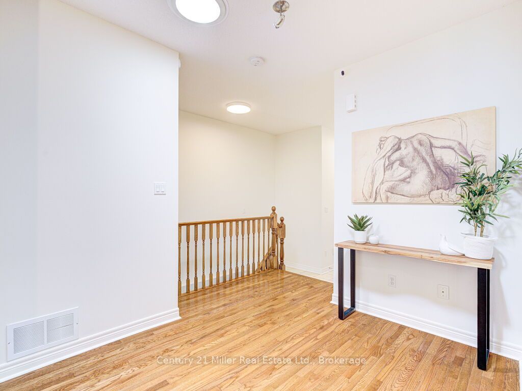 1169 Dorval Drive 19 Property Photo 5