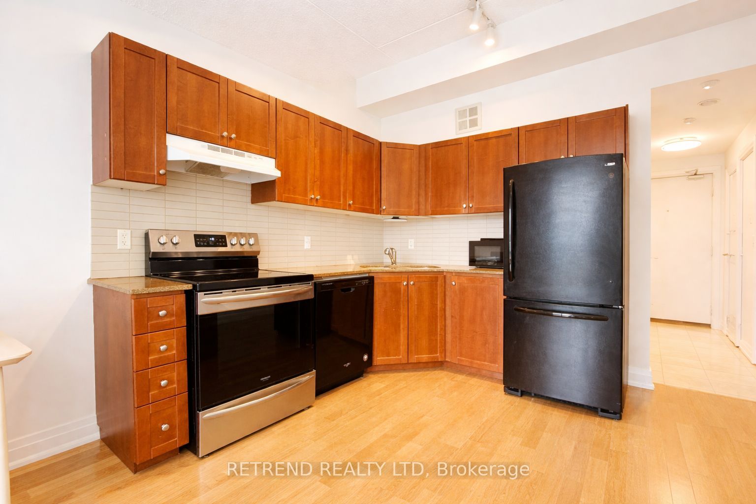 2737 Keele Street 205 Property Photo 7