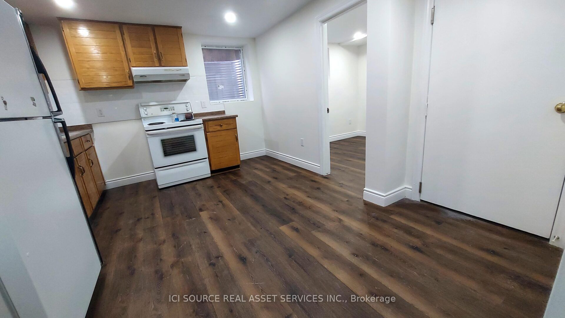 2769 Willowmore Way Lower Property Photo 6