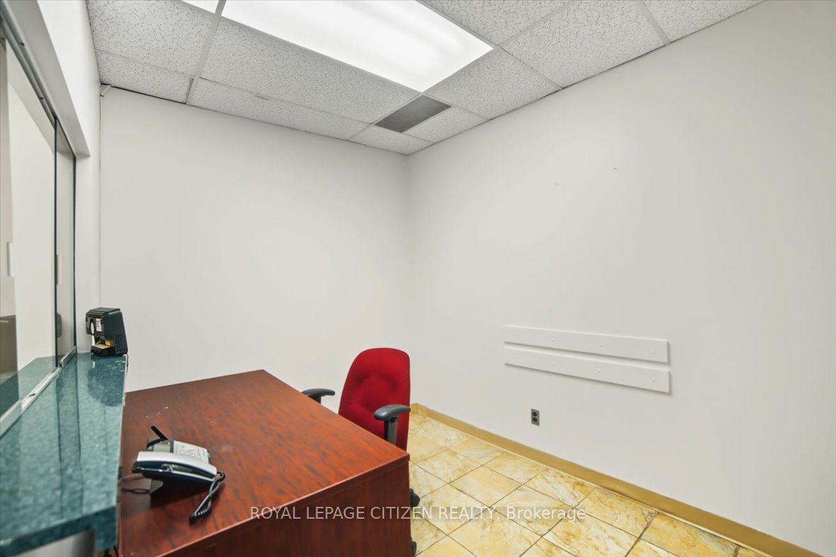 3530 Derry Road E 202 Property Photo 10