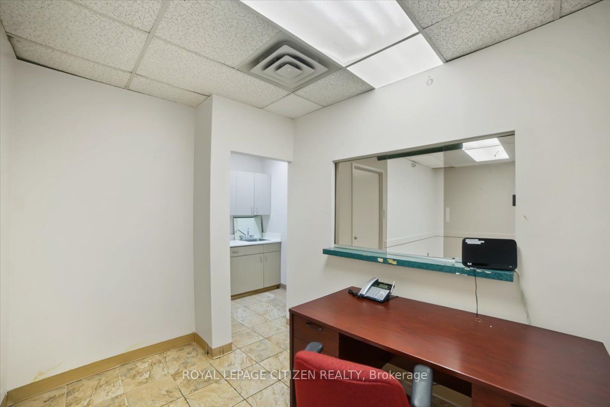 3530 Derry Road E 202 Property Photo 12
