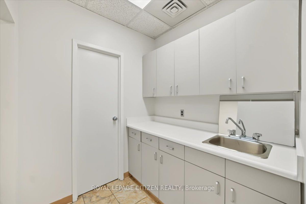 3530 Derry Road E 202 Property Photo 16