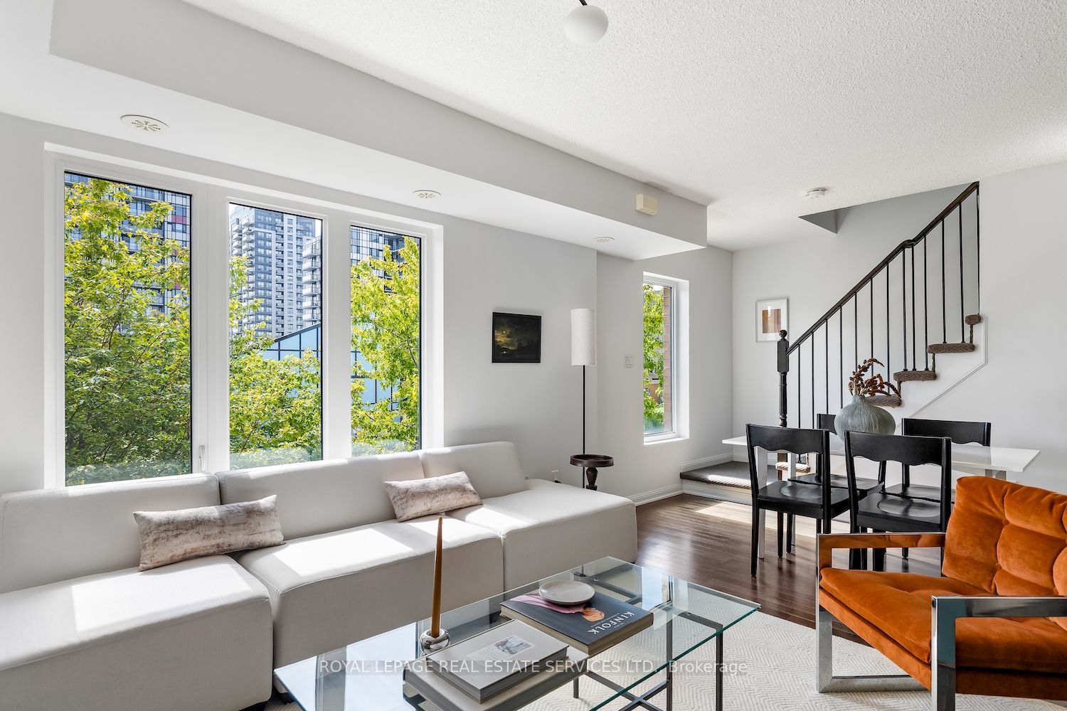 7 Foundry Avenue 227