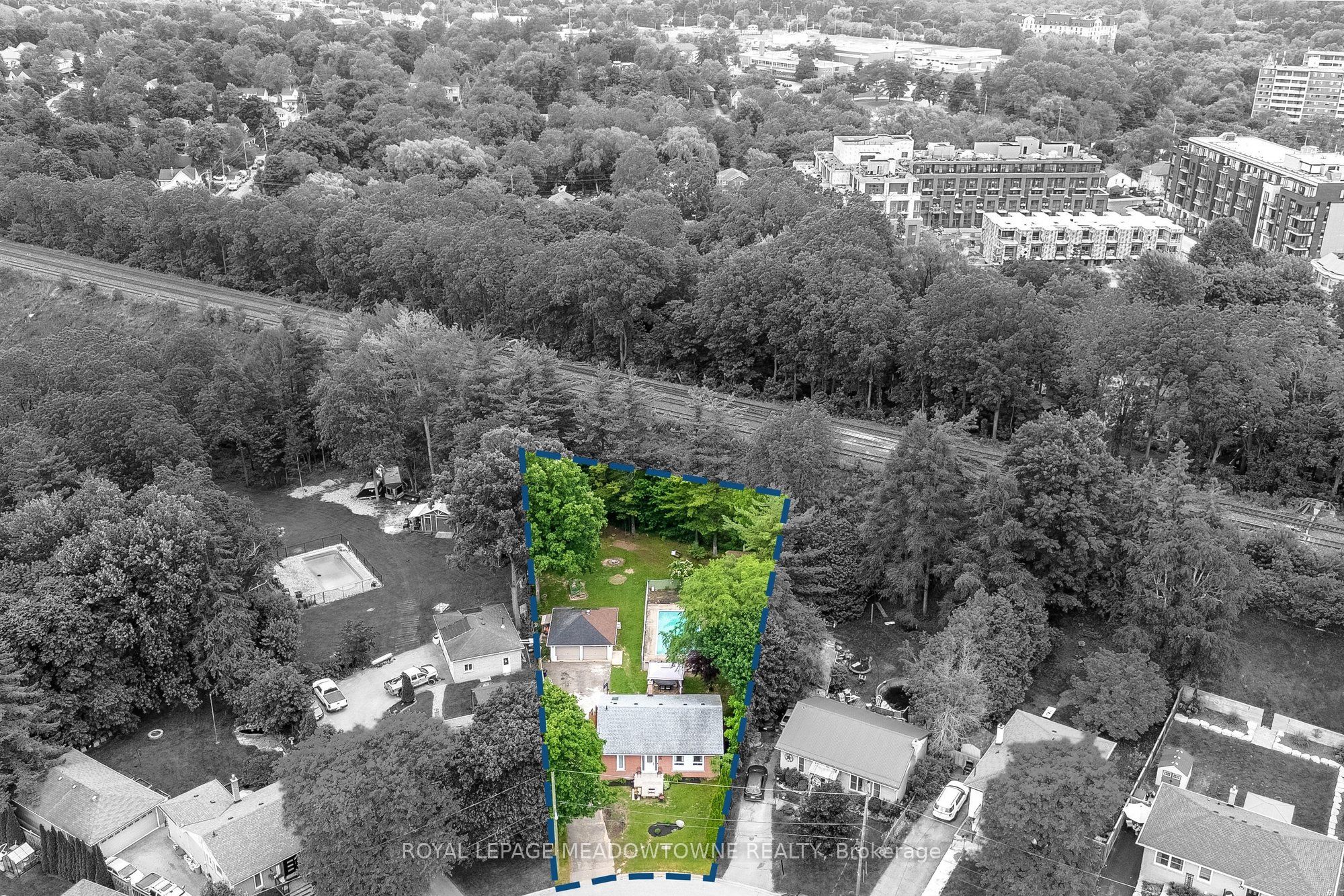 46 Hewson Crescent Property Photo 3