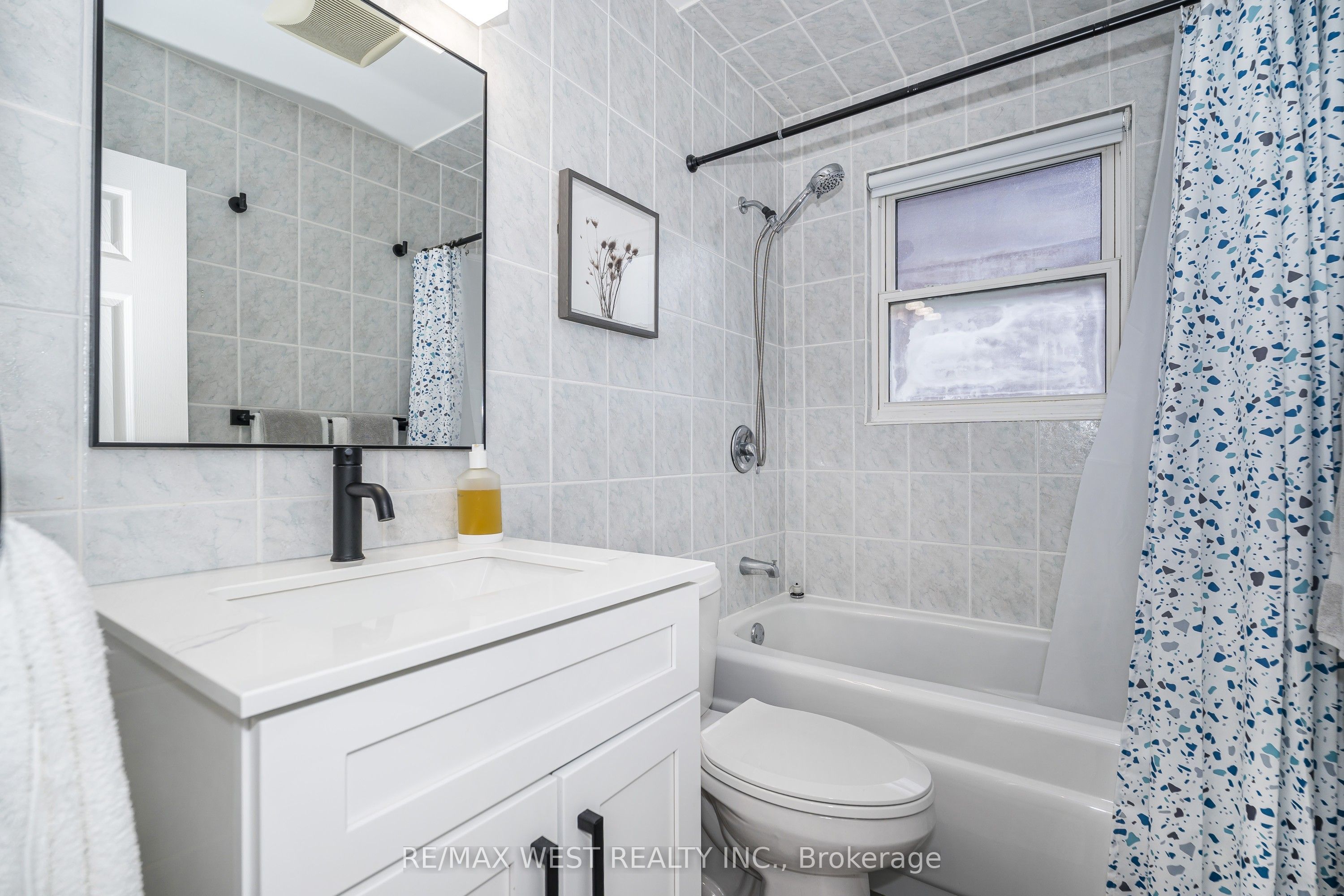 32 Pine Avenue N Property Photo 17