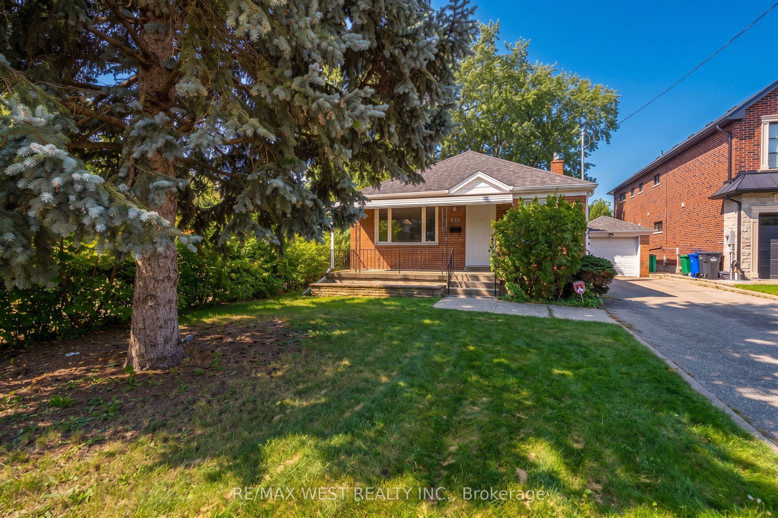 32 Pine Avenue N Property Photo 32