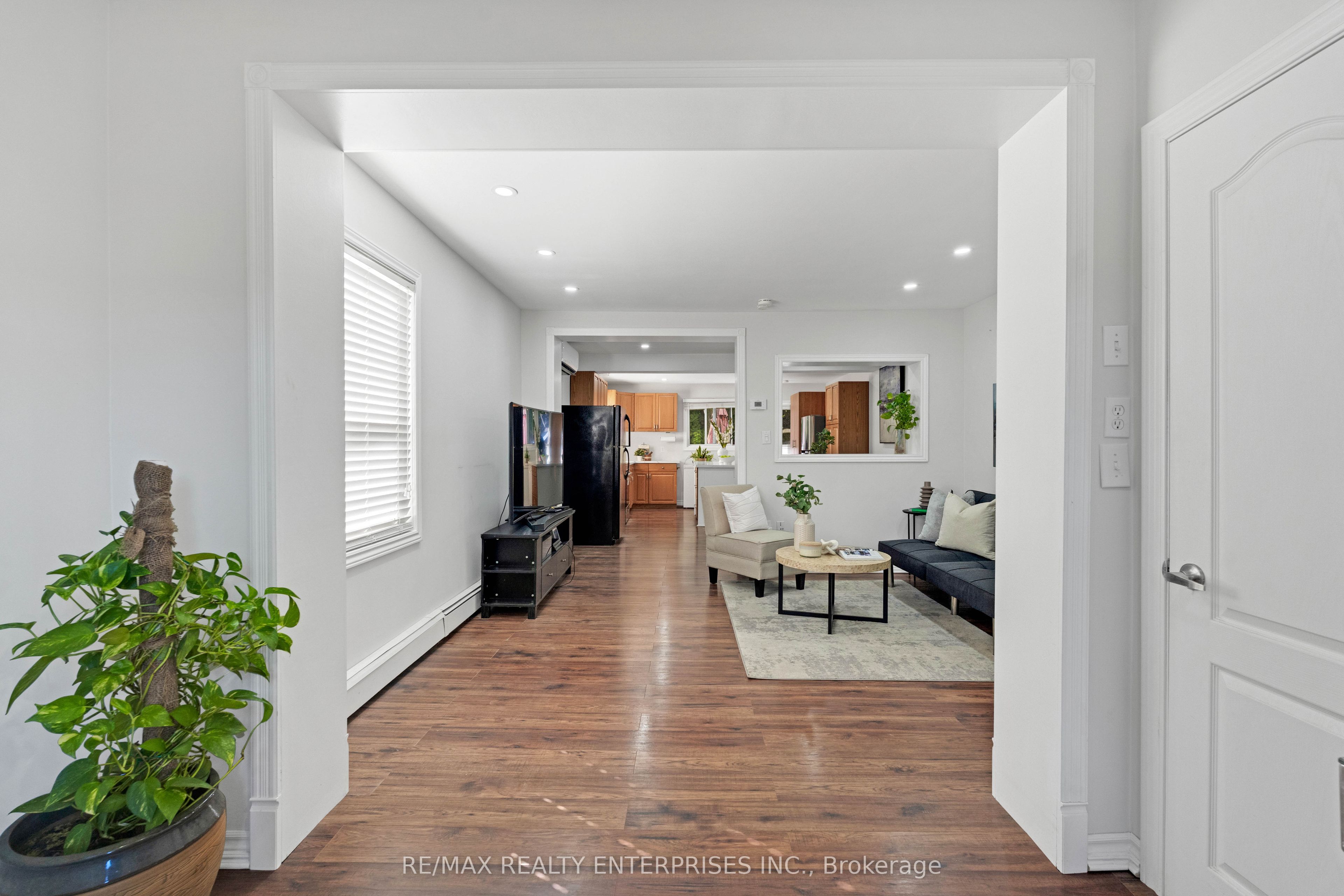 161 Angelene Street Property Photo 4