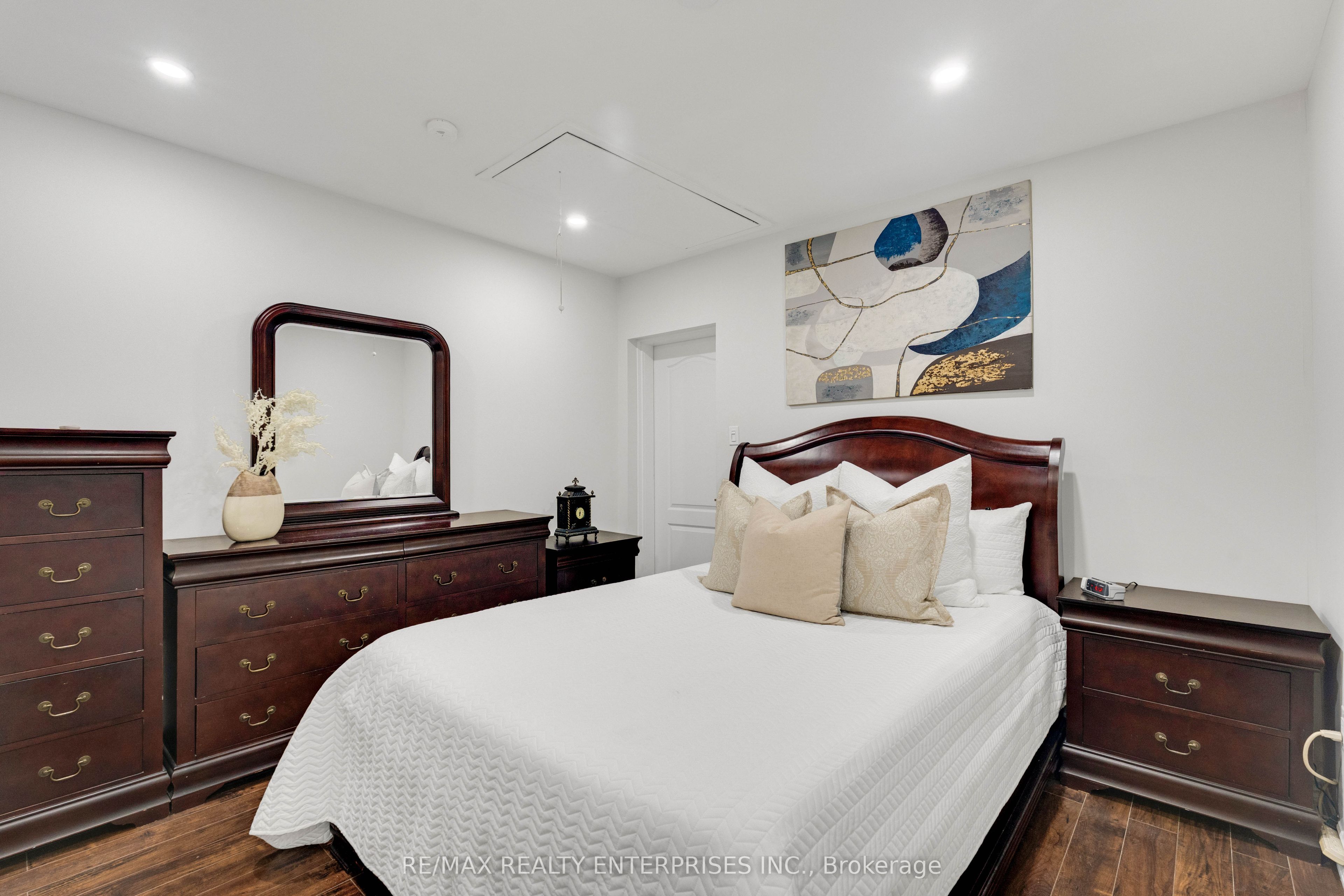 161 Angelene Street Property Photo 11