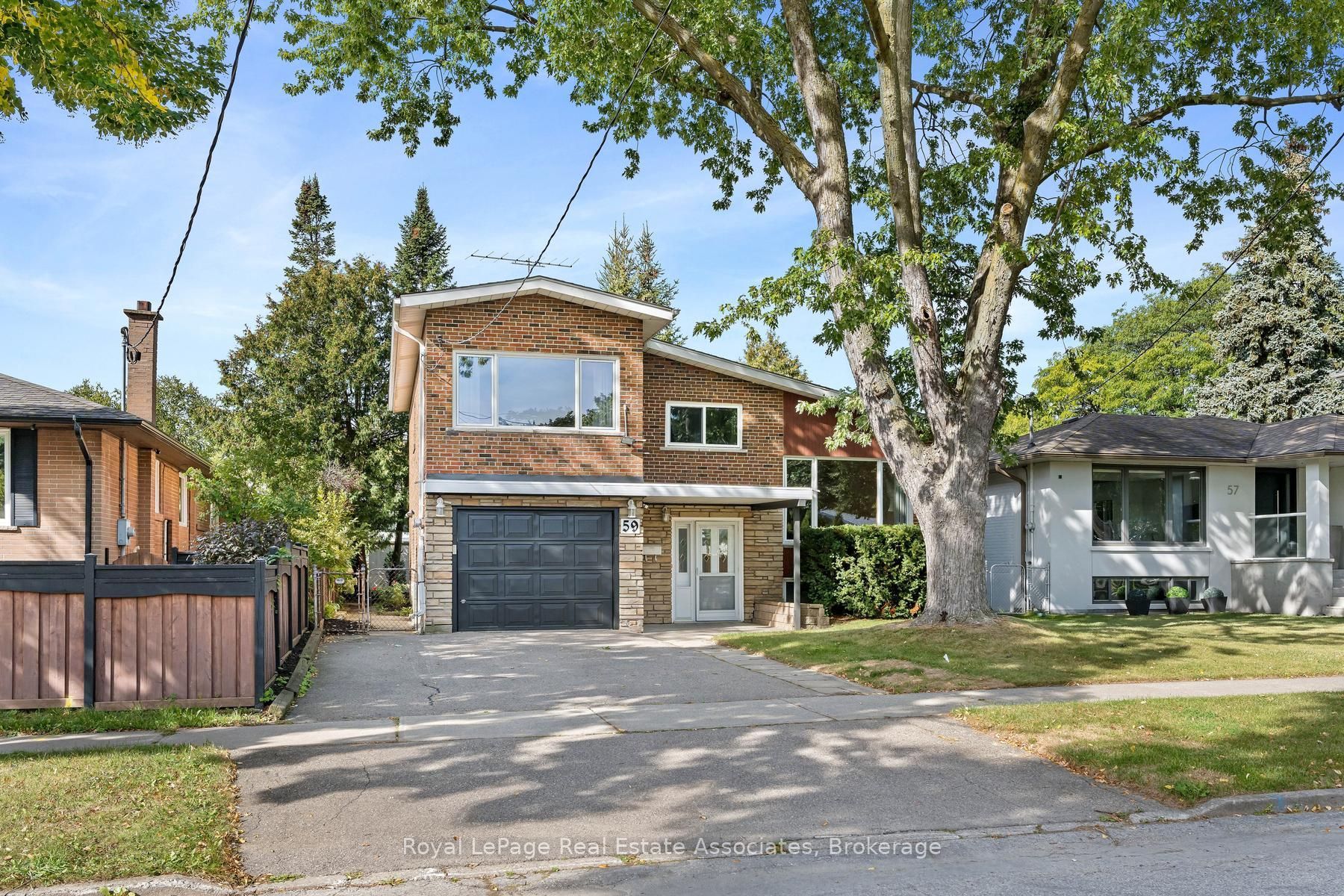 59 Alanmeade Crescent Property Photo 1