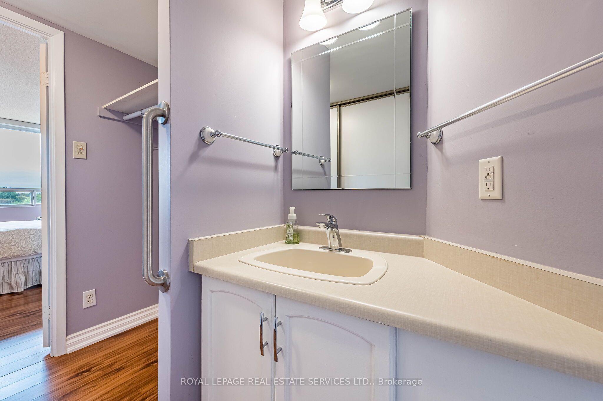 310 Mill Street S 609 Property Photo 17