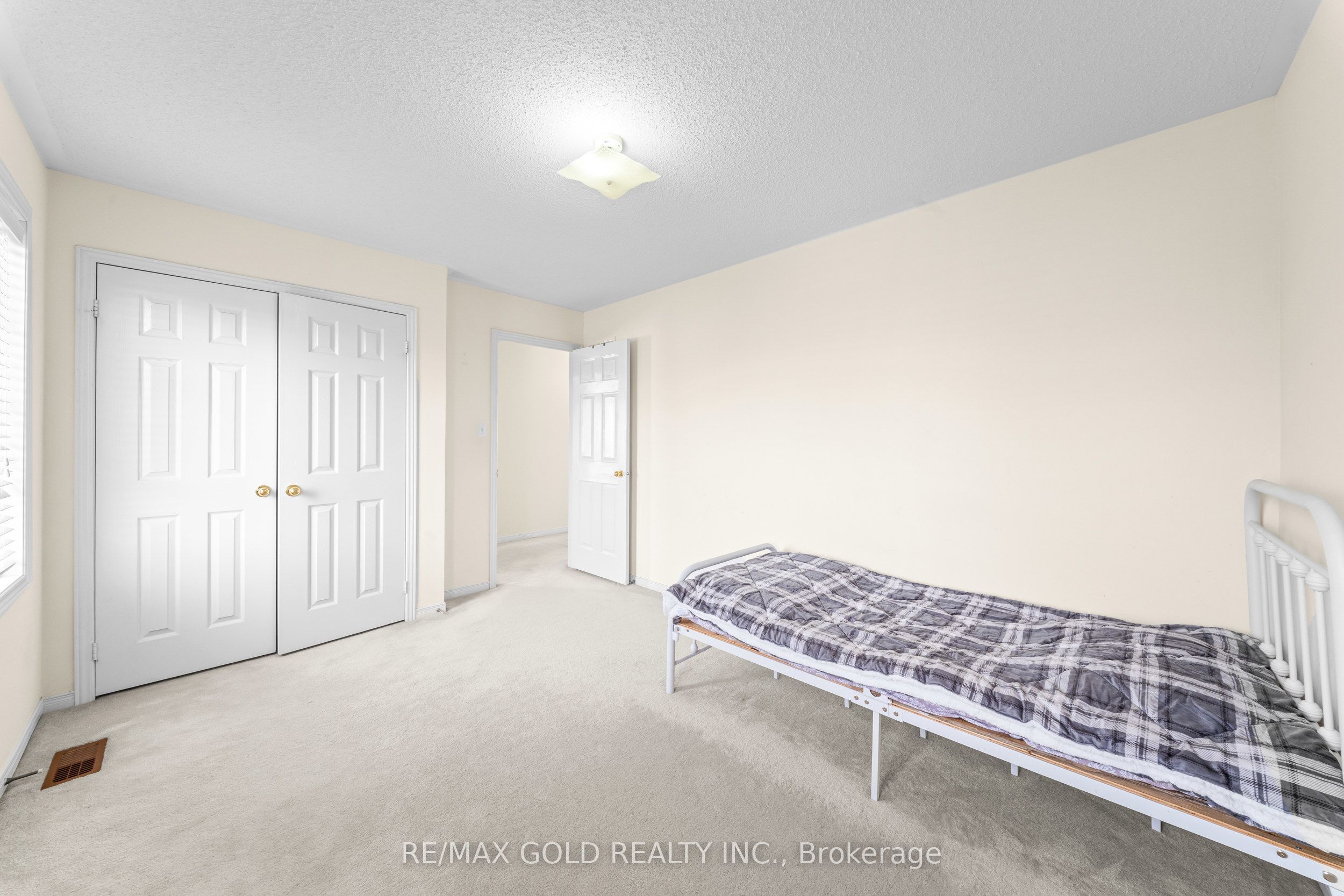 261 Mountainash Road Property Photo 35