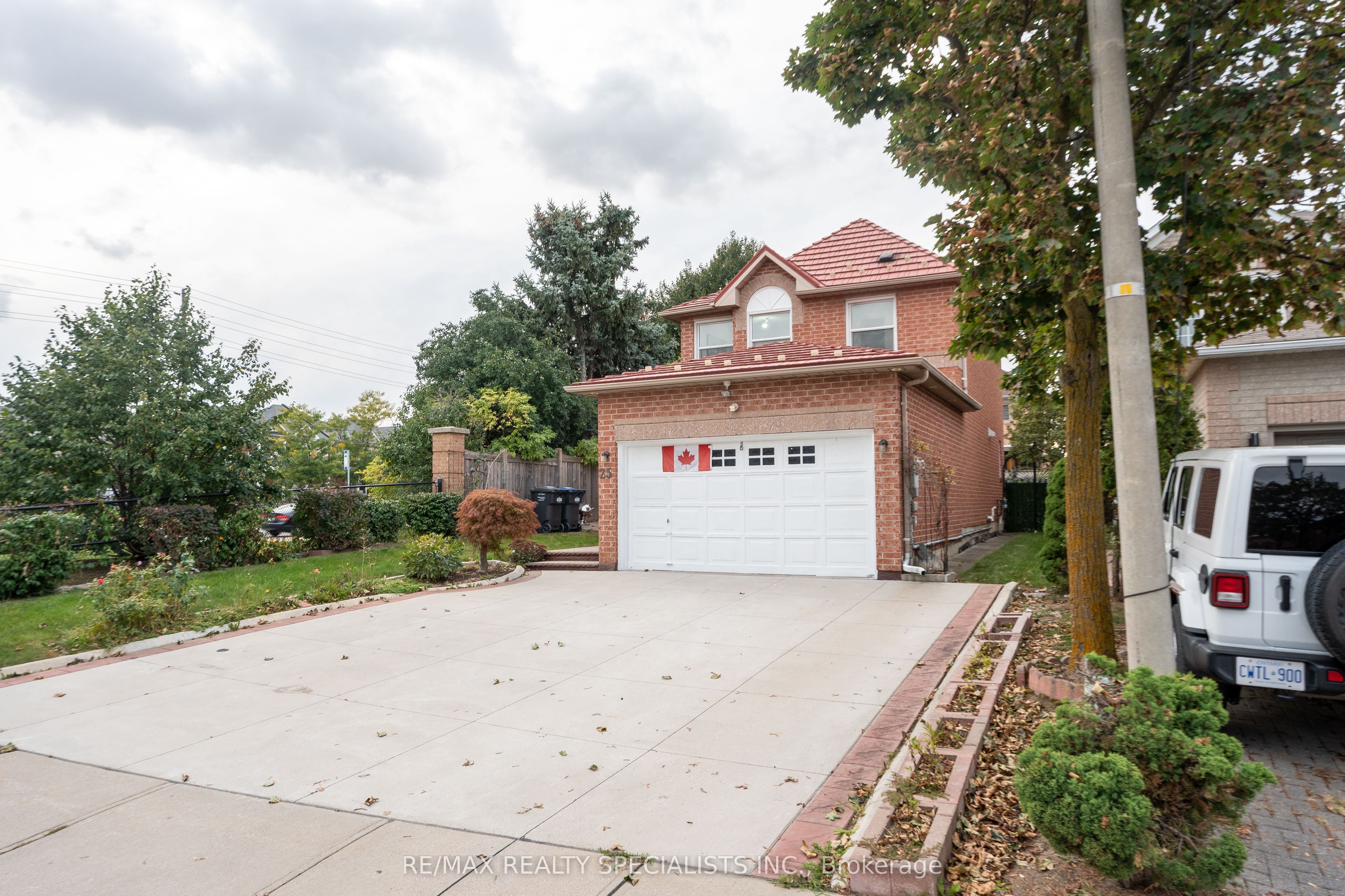 25 Carabram Court Property Photo 3