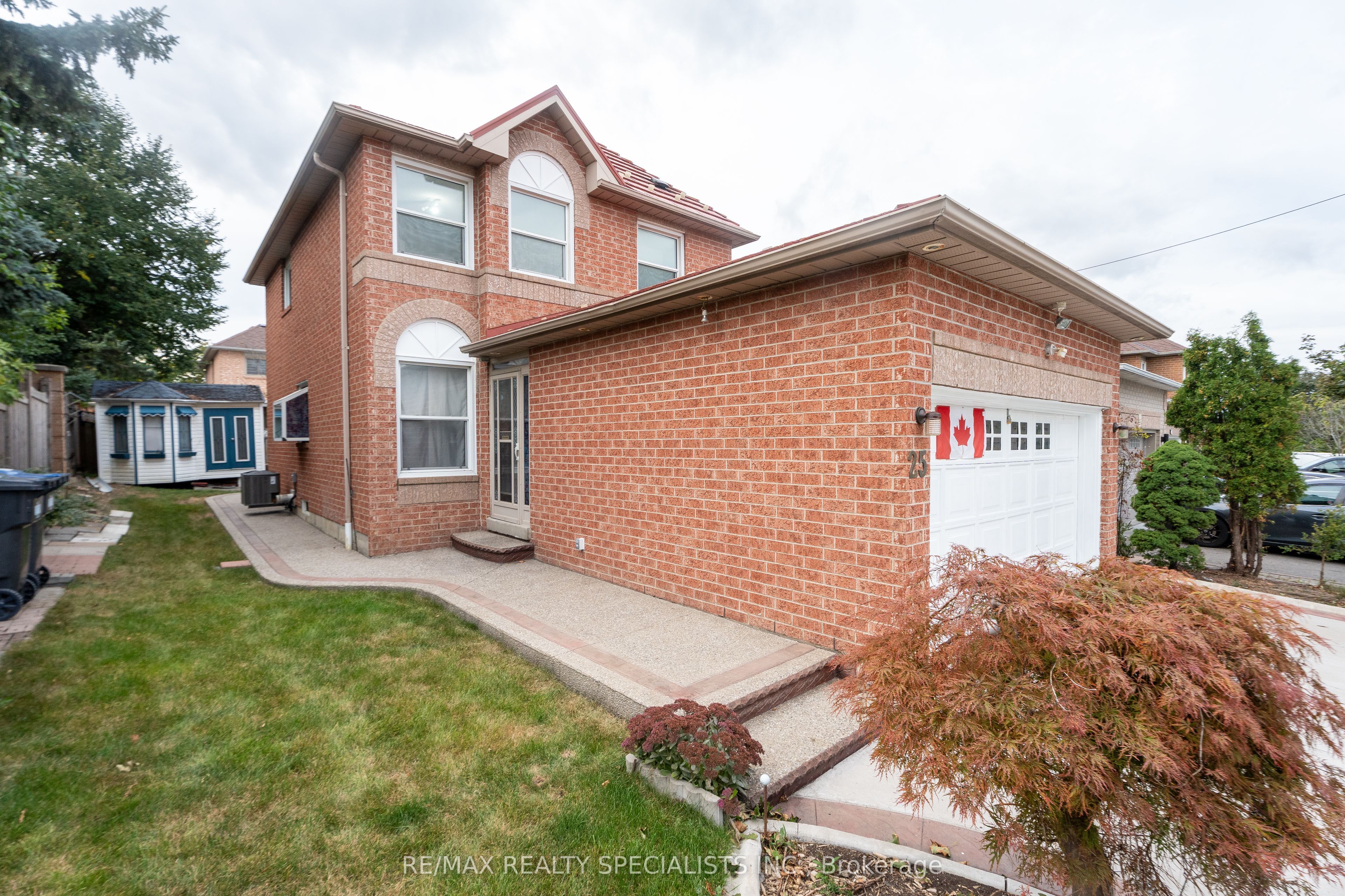 25 Carabram Court Property Photo 5