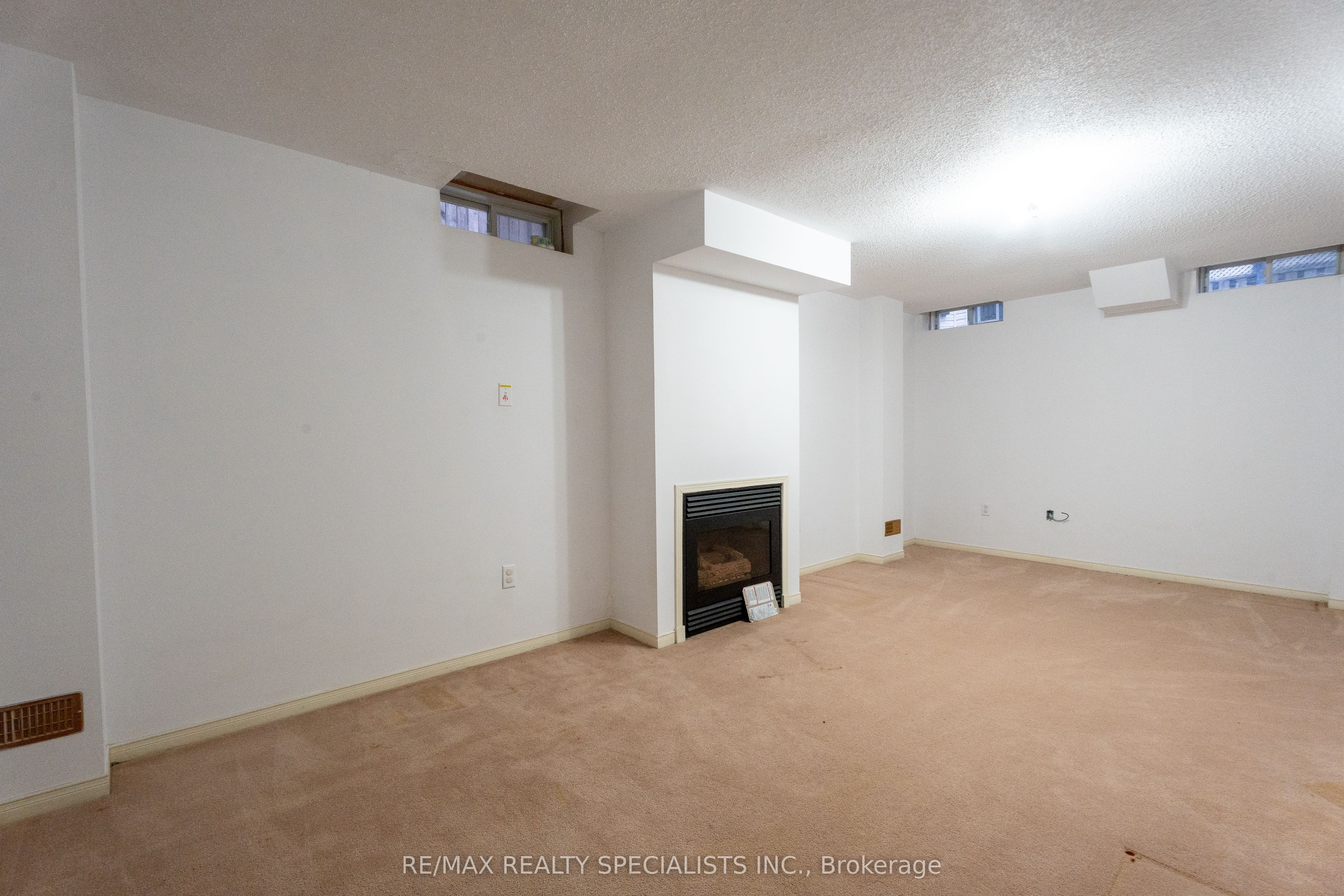 25 Carabram Court Property Photo 29