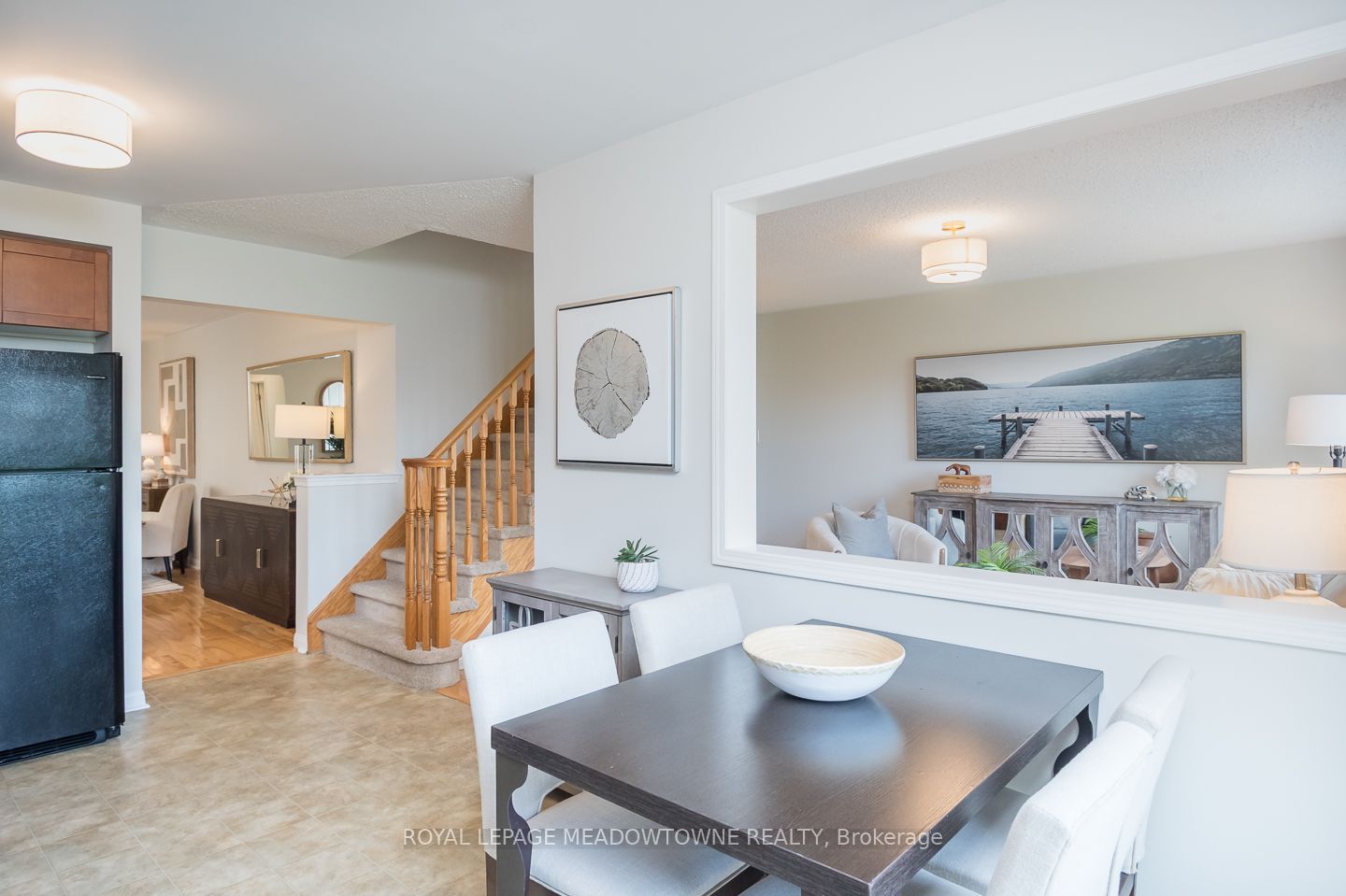 1147 Riddell Crescent Property Photo 15