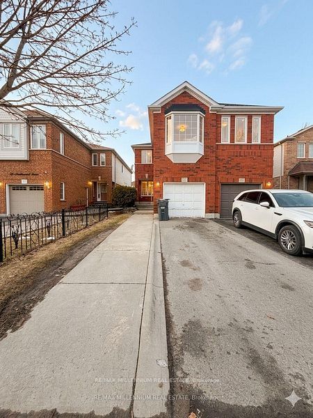 29 Needlewood Avenue Property Photo 1