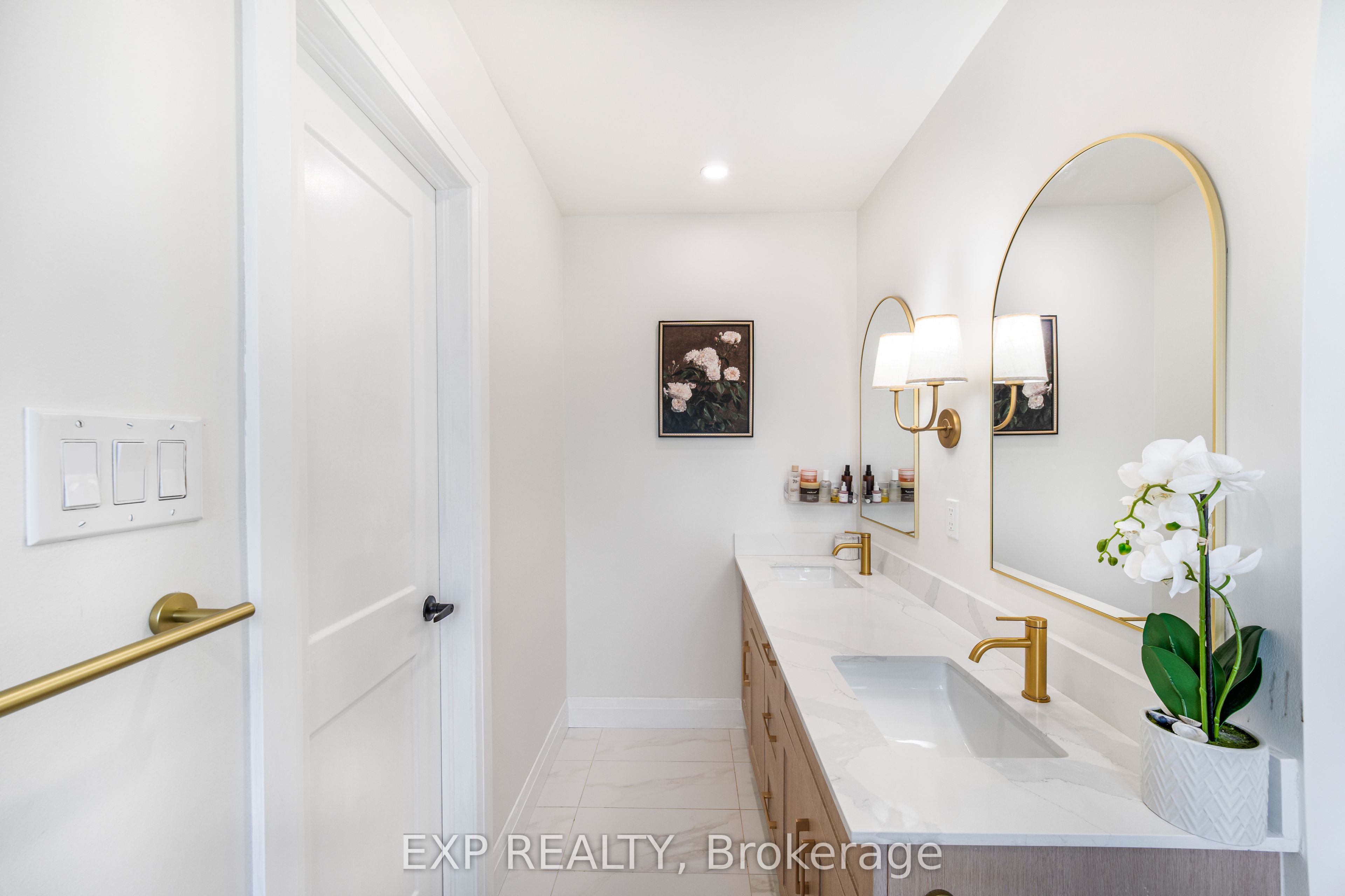 36 Serenity Street Property Photo 14