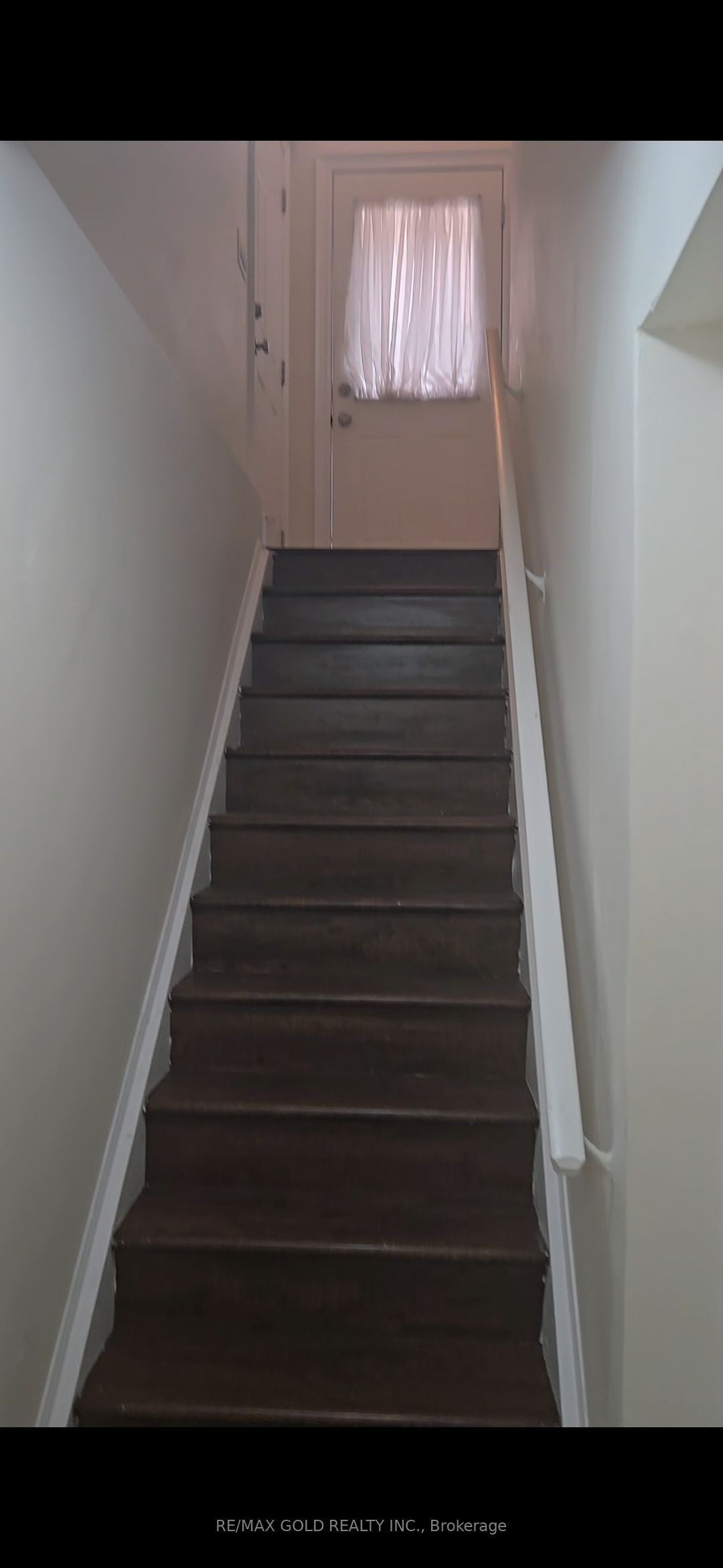 10 Twin Falls Road Property Photo 6