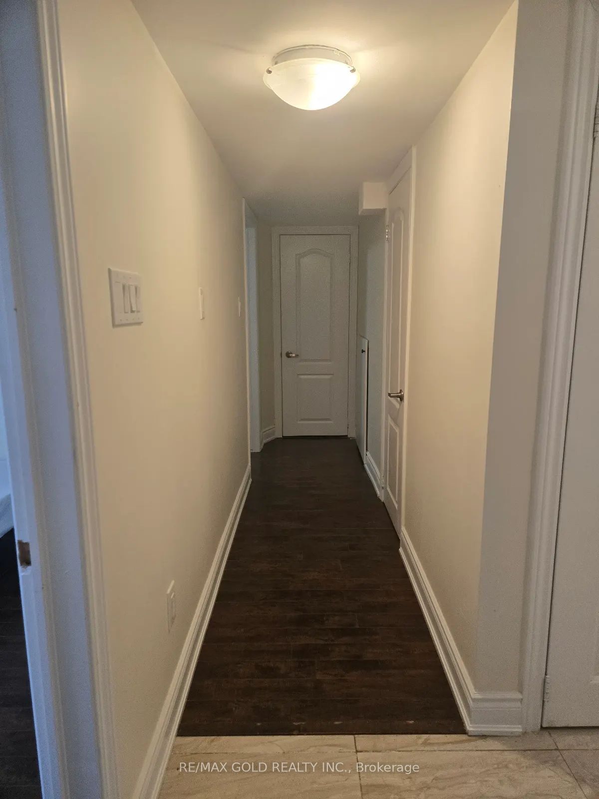 10 Twin Falls Road Property Photo 8