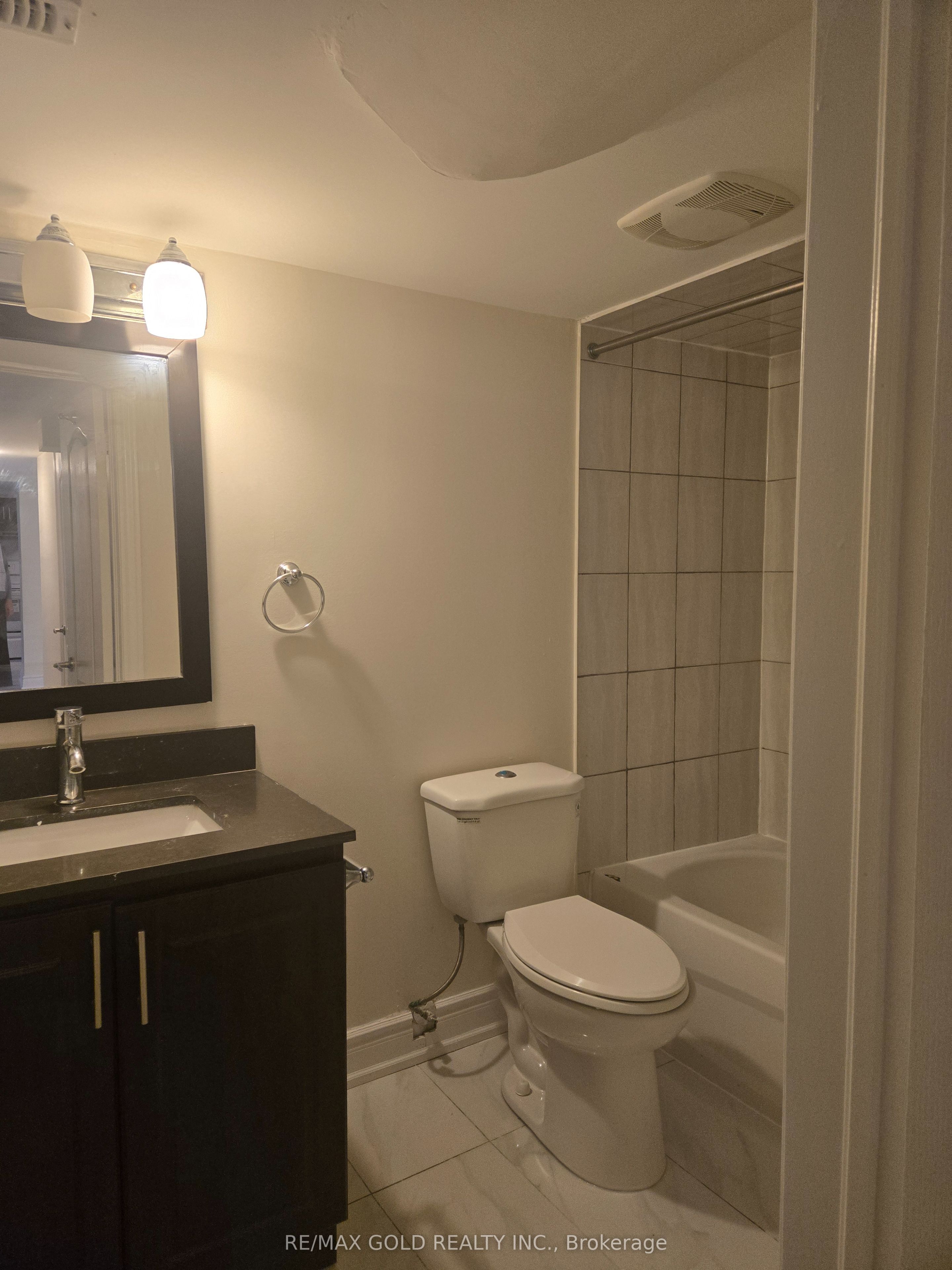 10 Twin Falls Road Property Photo 20