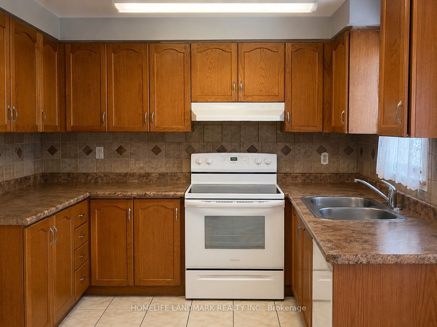 16 Torada Court Property Photo 2