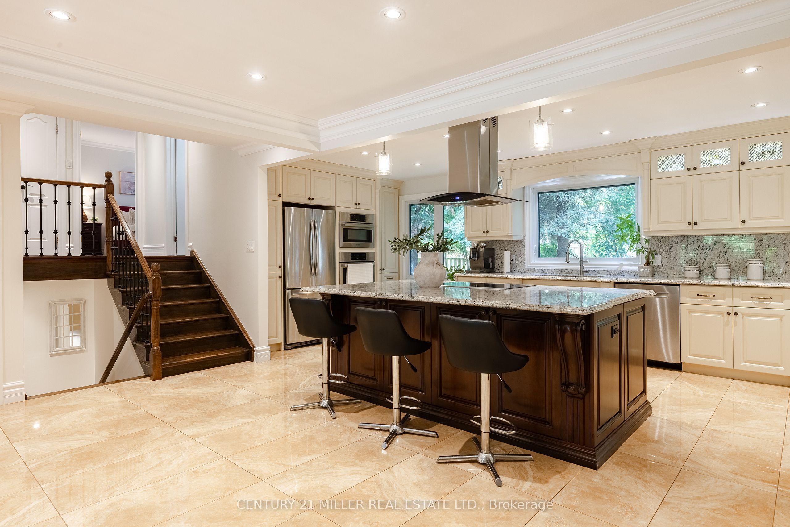 130 Tavistock Square Property Photo 10