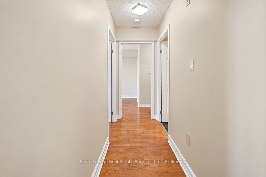 221 Robinson Street 305 Property Photo 23